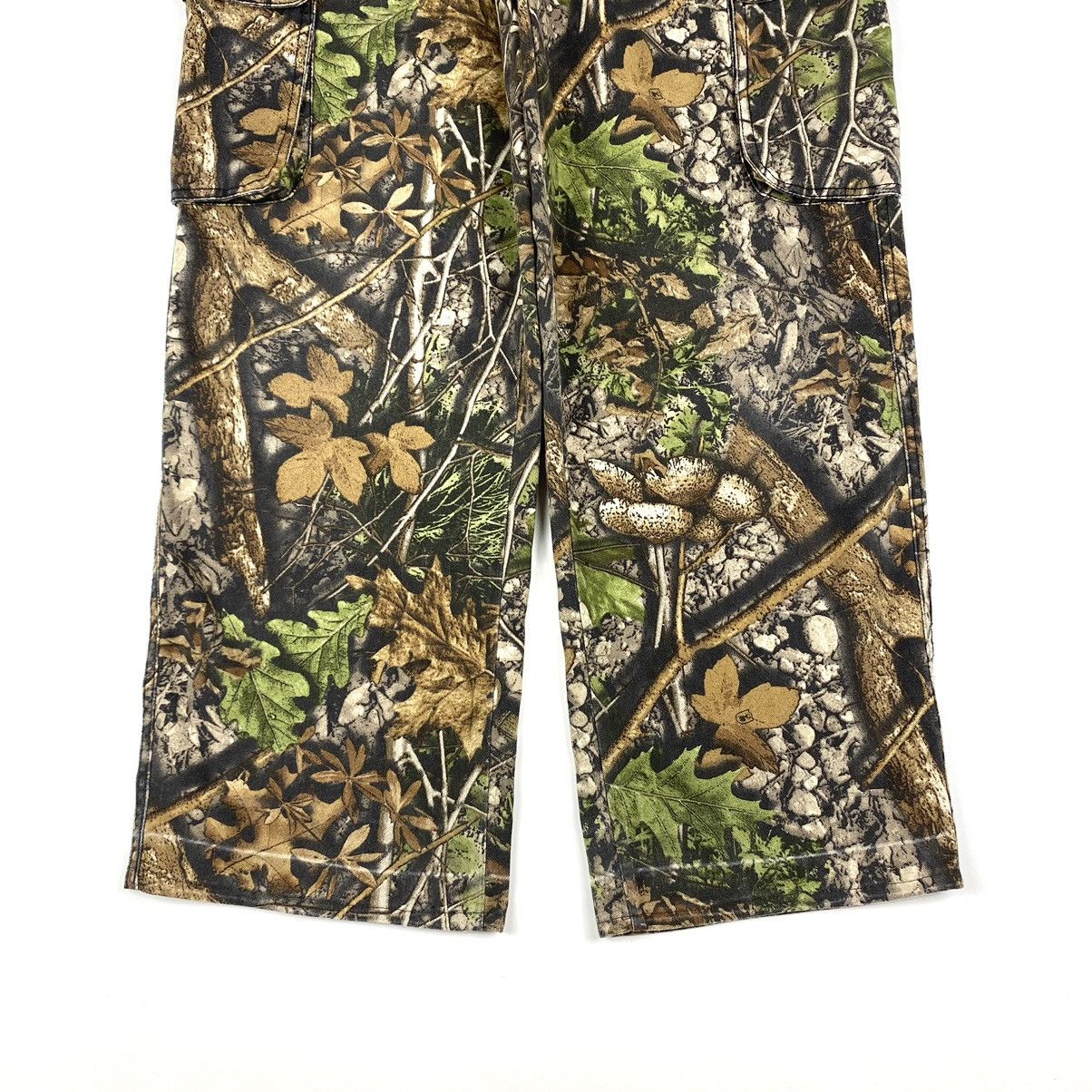 Japanese Brand 90’s Vintage Forest Camo Cargo Pants Travis Scott Style Y2K Size US 32 / EU 48 - 7 Thumbnail