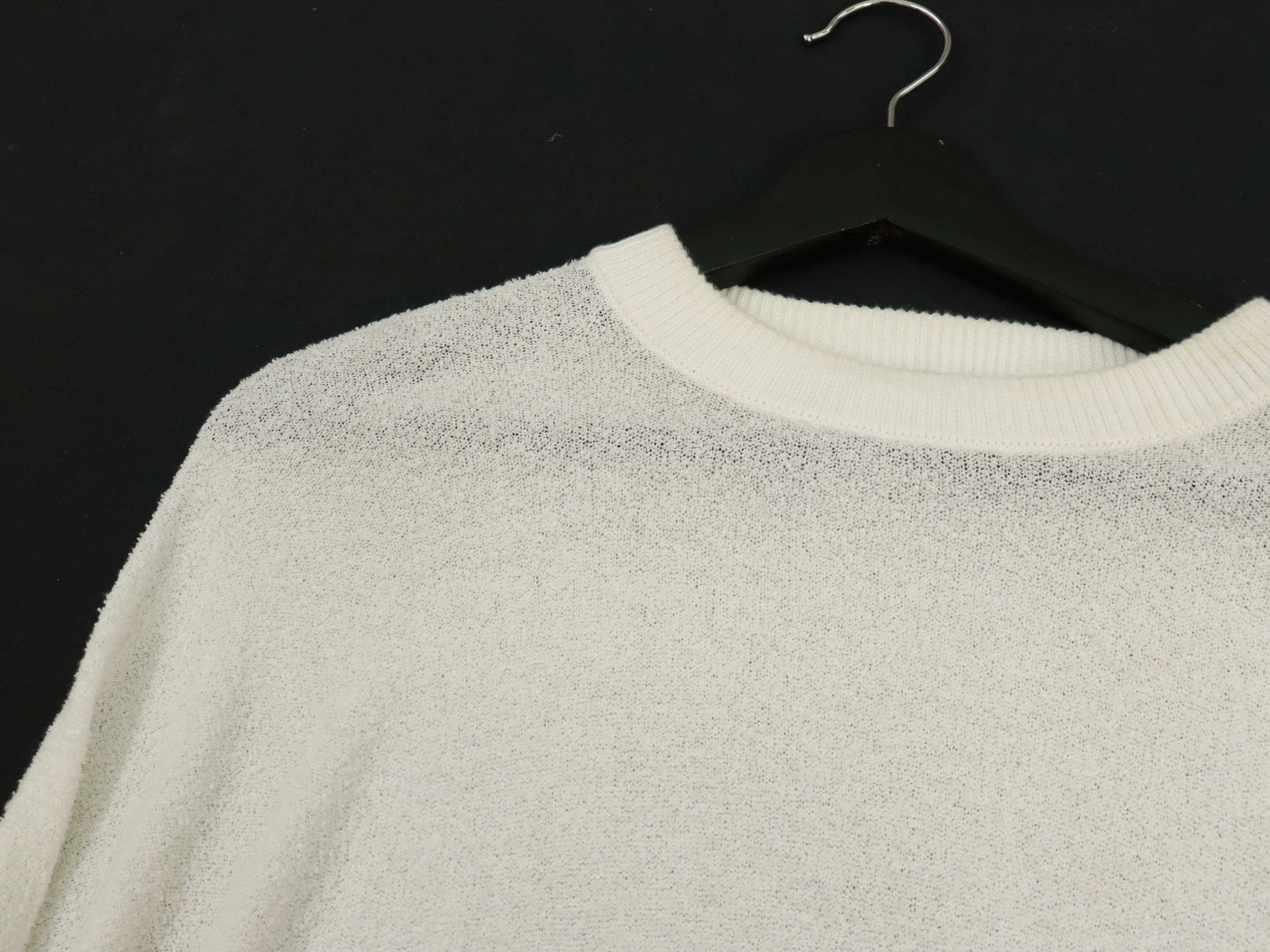 AMI AMI 2017SS Knit Ivory Emblem Crew Neck Oversized Sweater Size US L / EU 52-54 / 3 - 10 Thumbnail