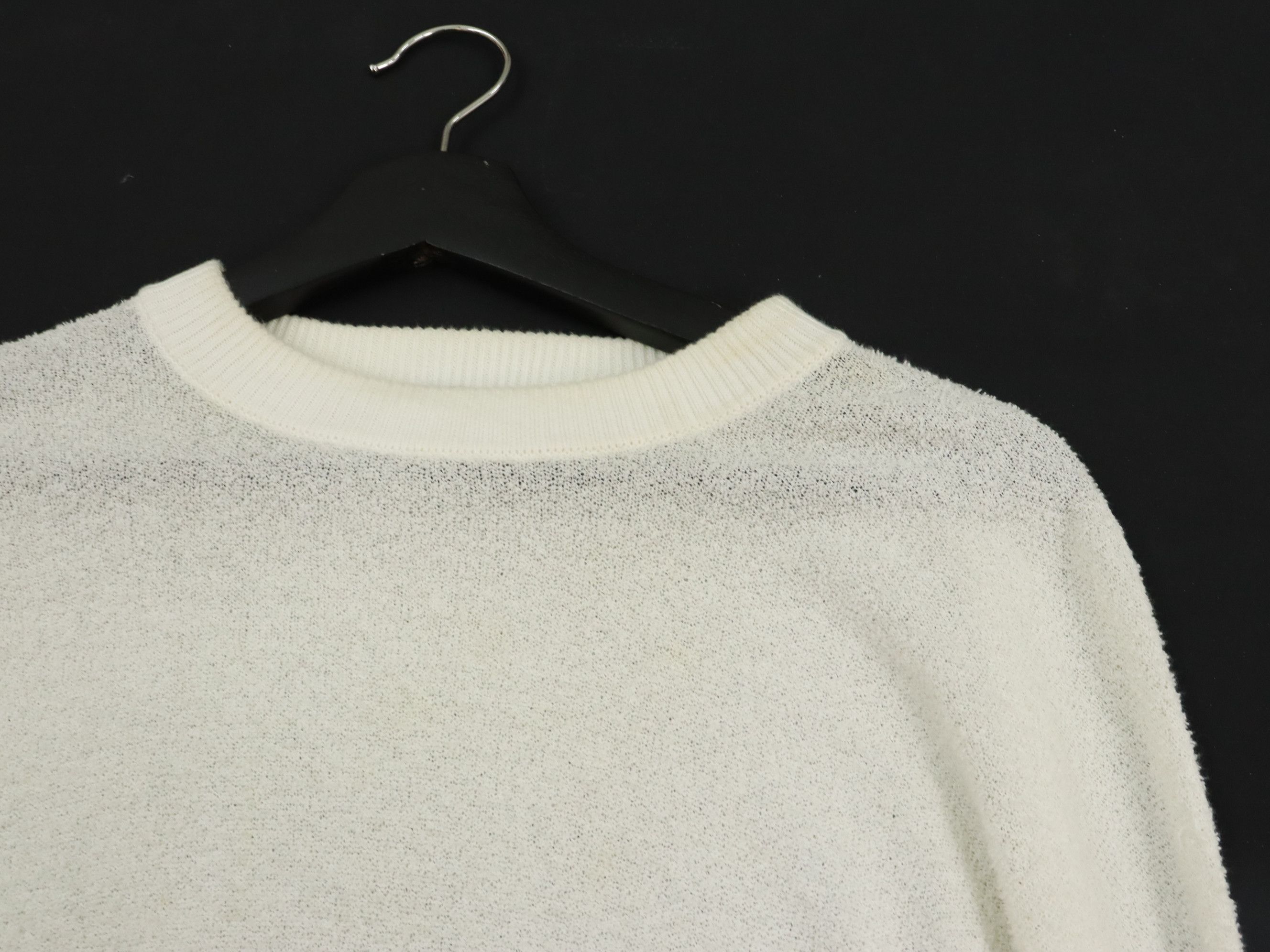 AMI AMI 2017SS Knit Ivory Emblem Crew Neck Oversized Sweater Size US L / EU 52-54 / 3 - 9 Thumbnail