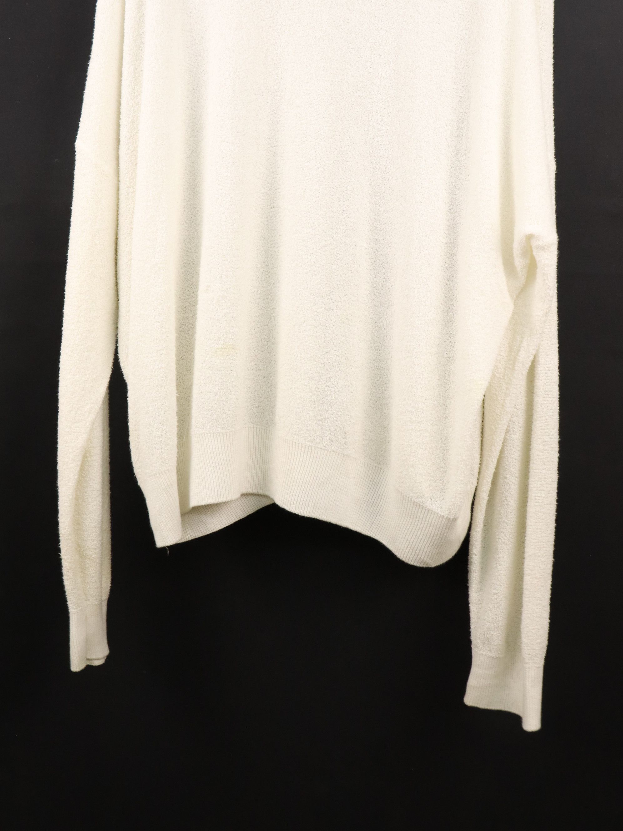 AMI AMI 2017SS Knit Ivory Emblem Crew Neck Oversized Sweater Size US L / EU 52-54 / 3 - 13 Thumbnail