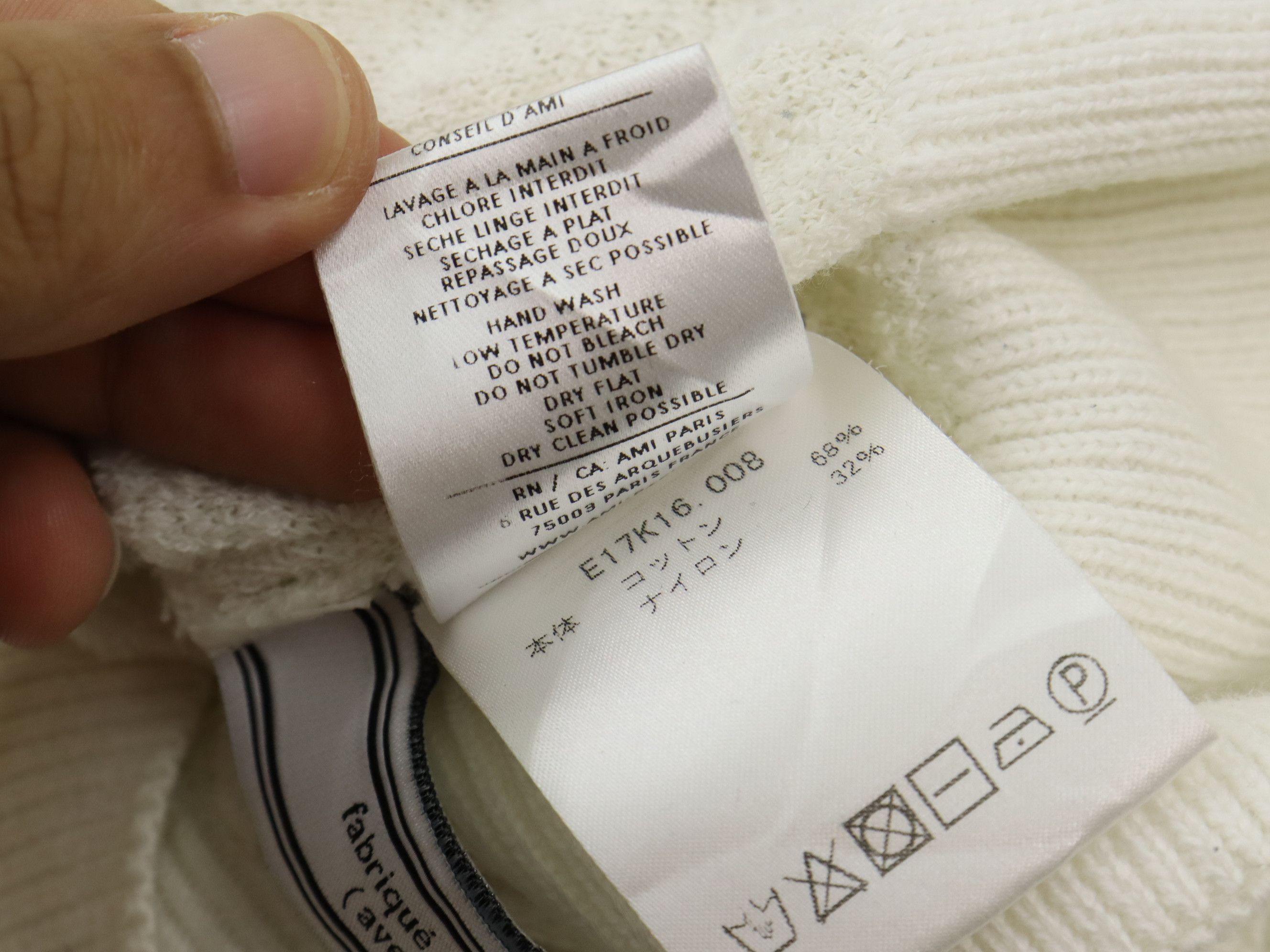 AMI AMI 2017SS Knit Ivory Emblem Crew Neck Oversized Sweater Size US L / EU 52-54 / 3 - 19 Thumbnail