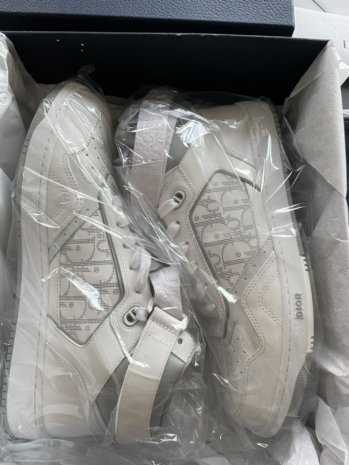 Dior Super Runway Brand NEW Sold Out Dior Oblique Saddle Sneakers Size US 13 / EU 46 - 9 Thumbnail
