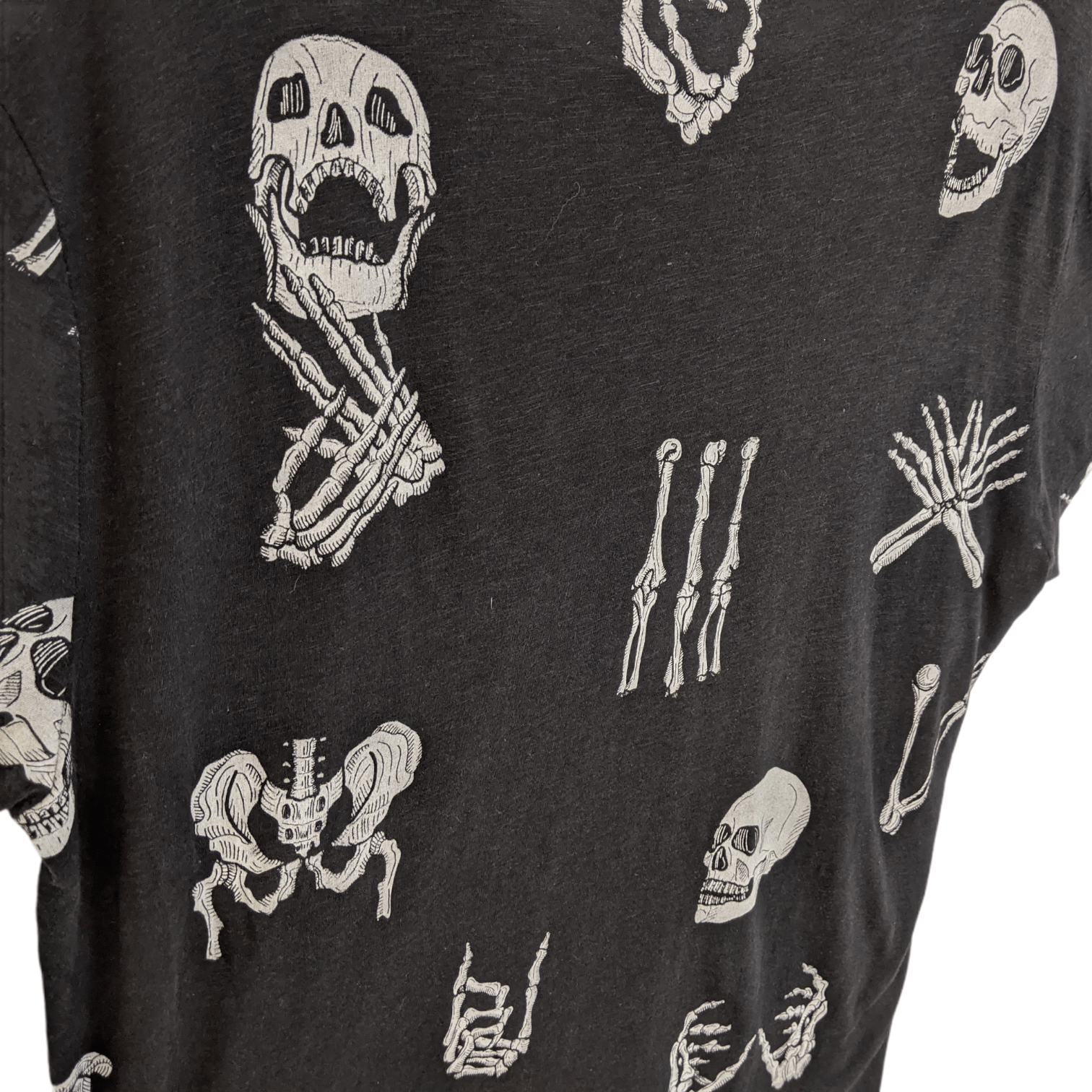 Divided DIVIDED H&M Skeleton Print All Over T-Shirt Size US XL / EU 56 / 4 - 7 Thumbnail
