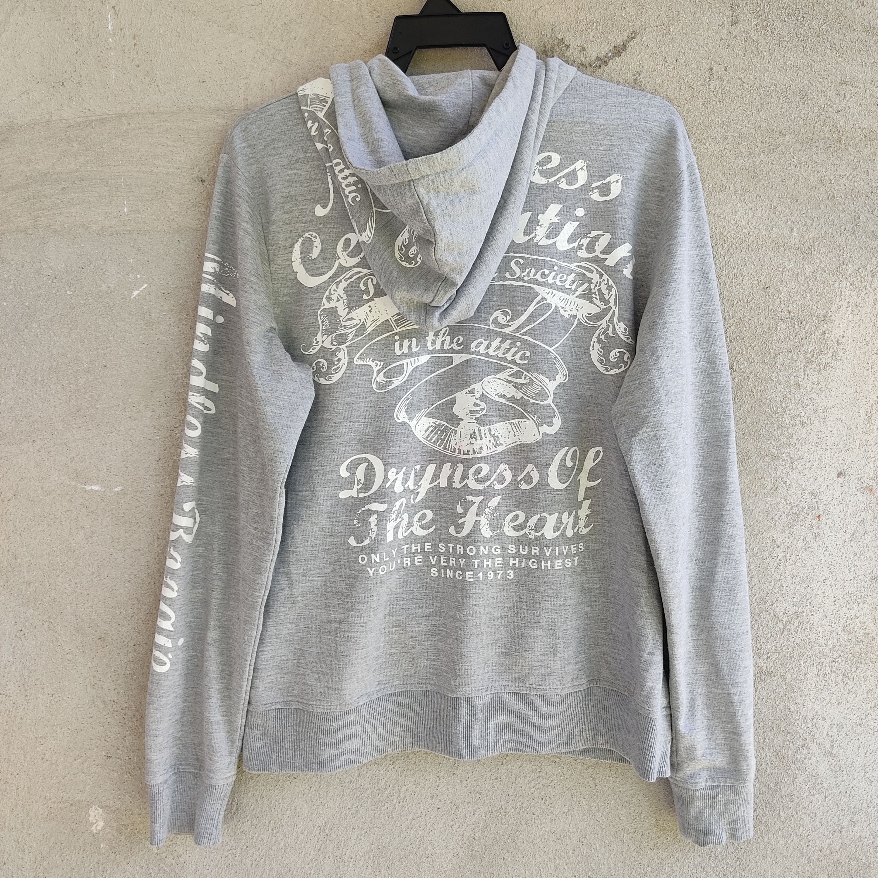 In The Attic × Japanese Brand In The Attic Mindless Celebration Big Print Gray Hoodie Size US S / EU 44-46 / 1 - 9 Thumbnail