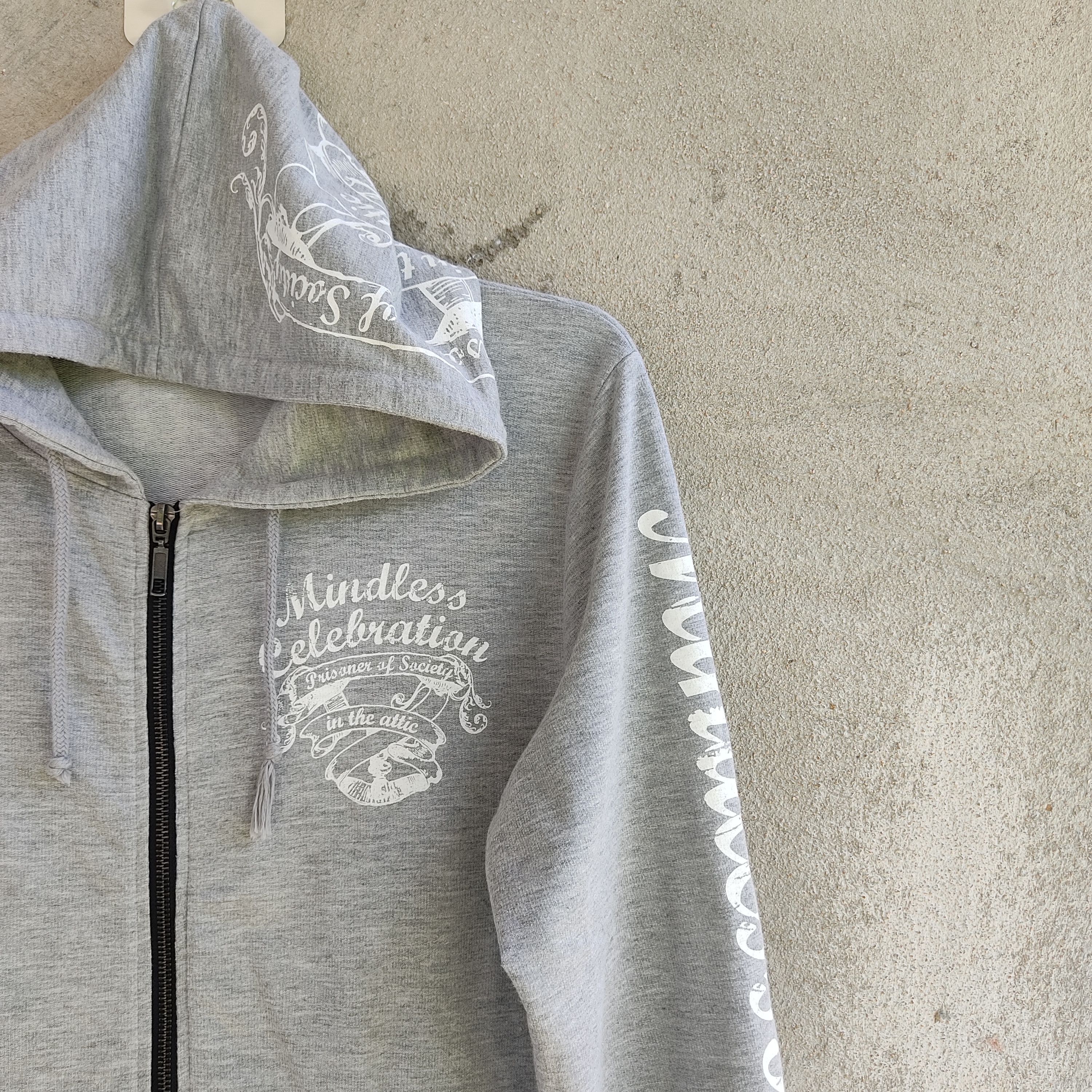 In The Attic × Japanese Brand In The Attic Mindless Celebration Big Print Gray Hoodie Size US S / EU 44-46 / 1 - 5 Thumbnail