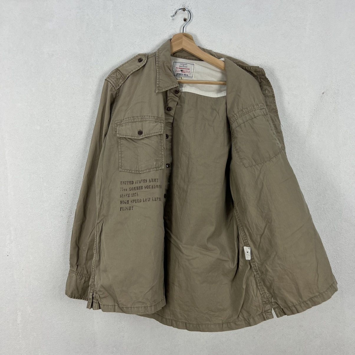 Avirex VINTAGE AVIREX USA CARGO MULTI POCKET JACKET Size US XL / EU 56 / 4 - 9 Thumbnail