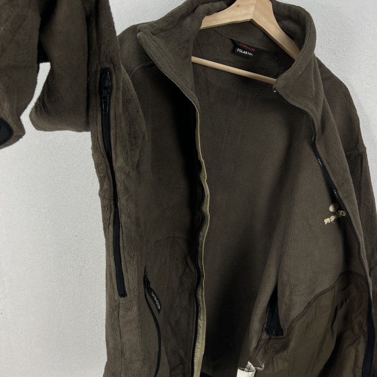 Japanese Brand RARE EIDERKILIMANDJARO POLARTEC FLEECE JACKET MADE IN FRANCE Size US M / EU 48-50 / 2 - 11 Thumbnail