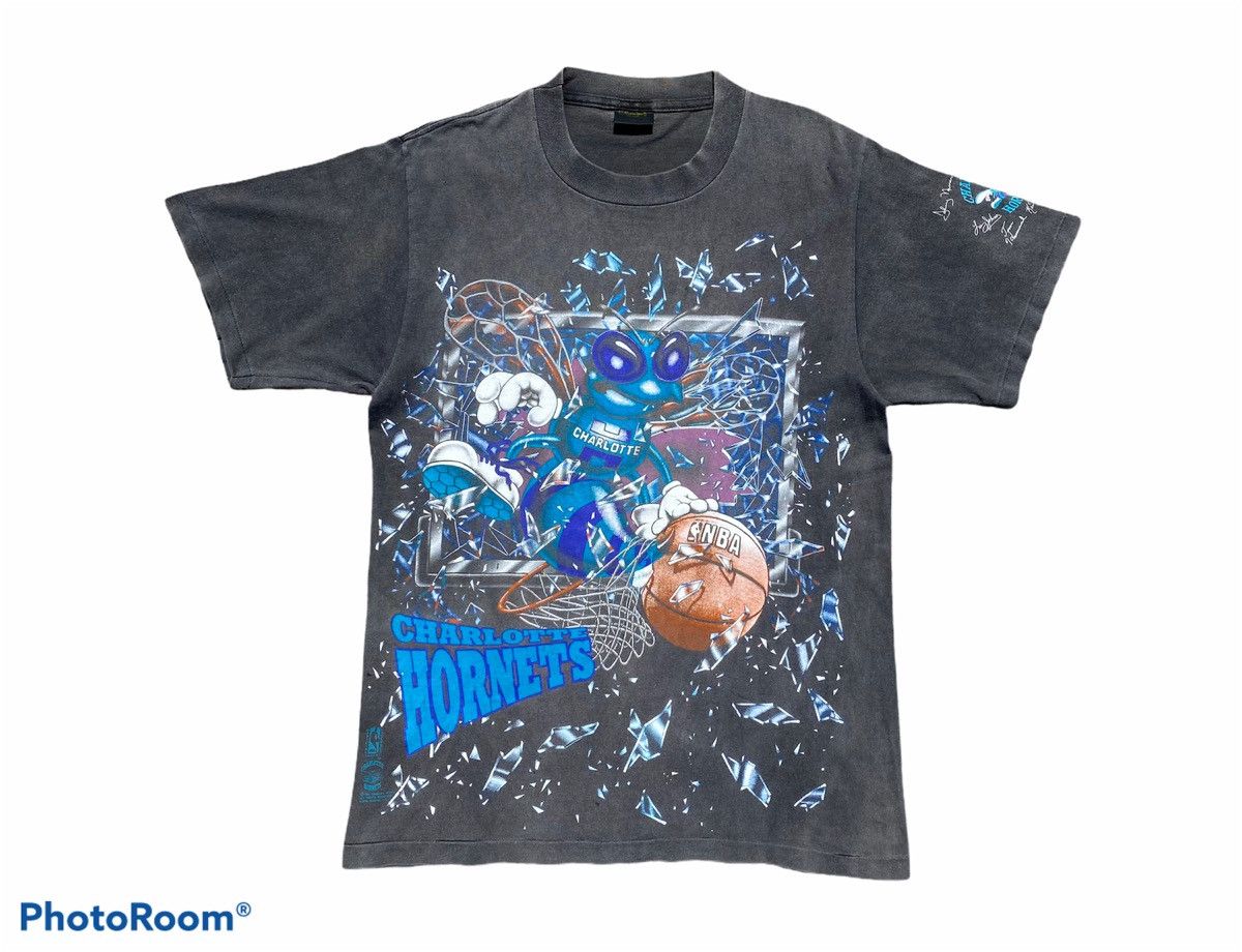 NBA 🔥Vintage OVP 1992 NBA CHARLOTTE HORNETS Single Stitch Tee Size US L / EU 52-54 / 3 - 1 Thumbnail