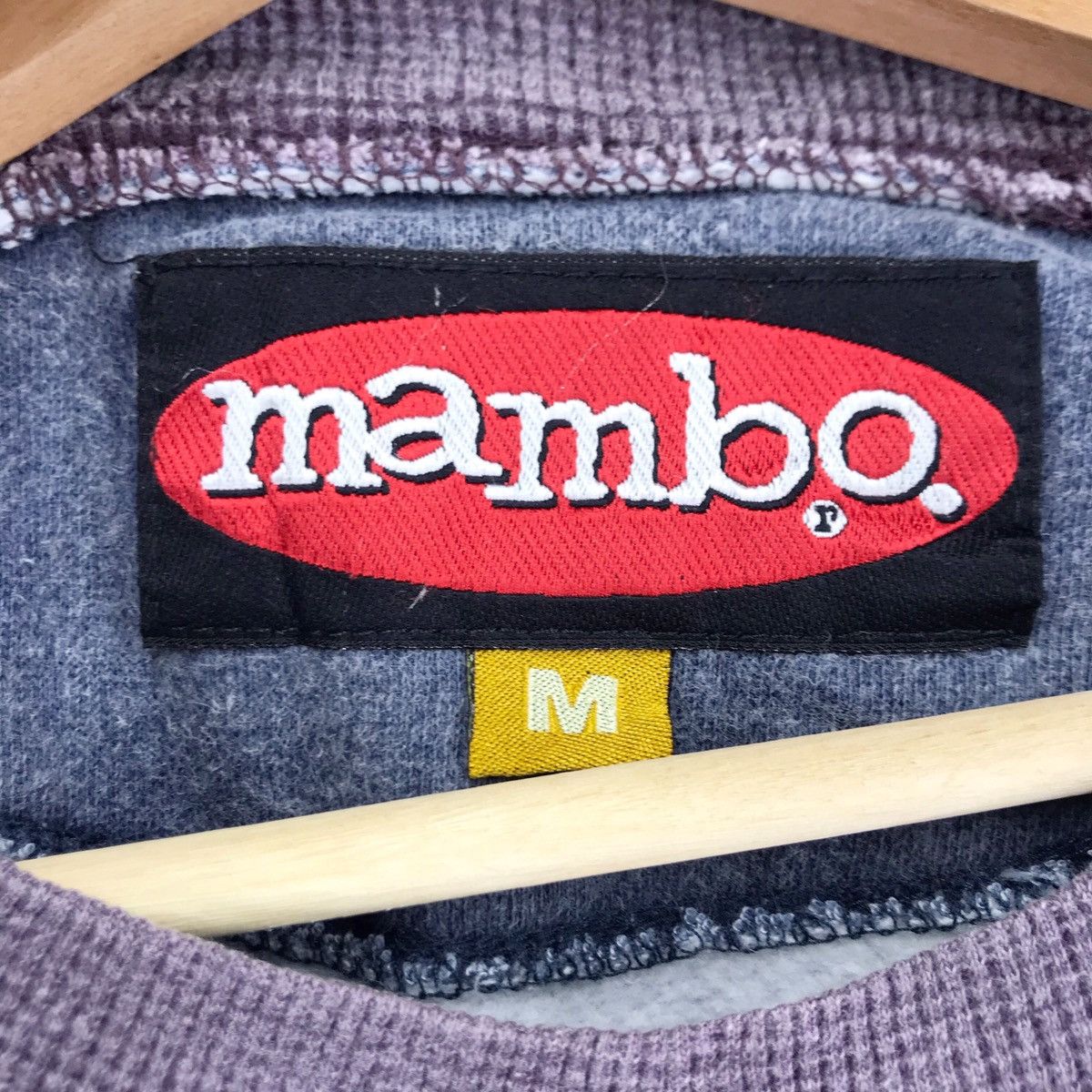Mambo × Vintage 90s Mambo Big Logo Sweatshirt Crewneck Size US L / EU 52-54 / 3 - 7 Thumbnail