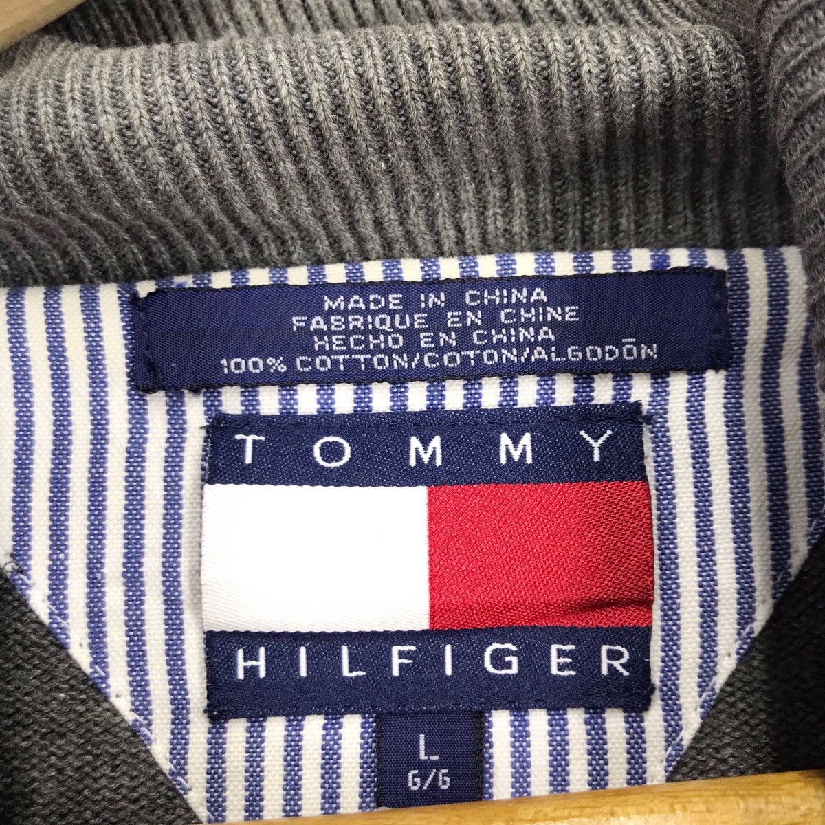 Tommy Hilfiger Vintage Tommy Hilfiger Turtleneck Sweatshirt Size US M / EU 48-50 / 2 - 6 Thumbnail