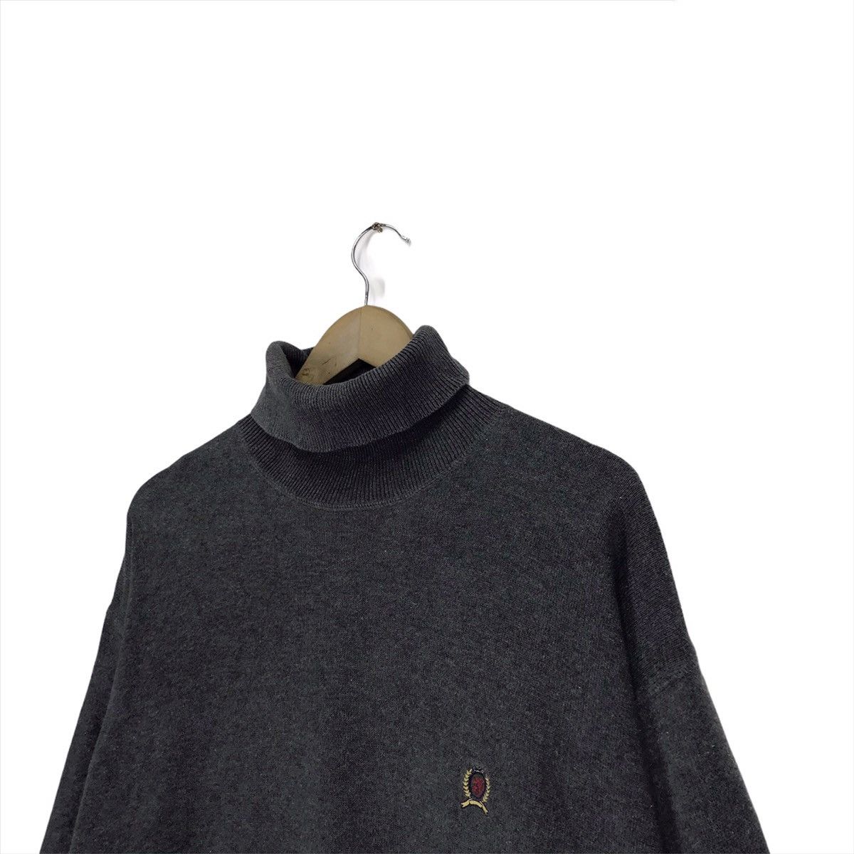 Tommy Hilfiger Vintage Tommy Hilfiger Turtleneck Sweatshirt Size US M / EU 48-50 / 2 - 4 Thumbnail