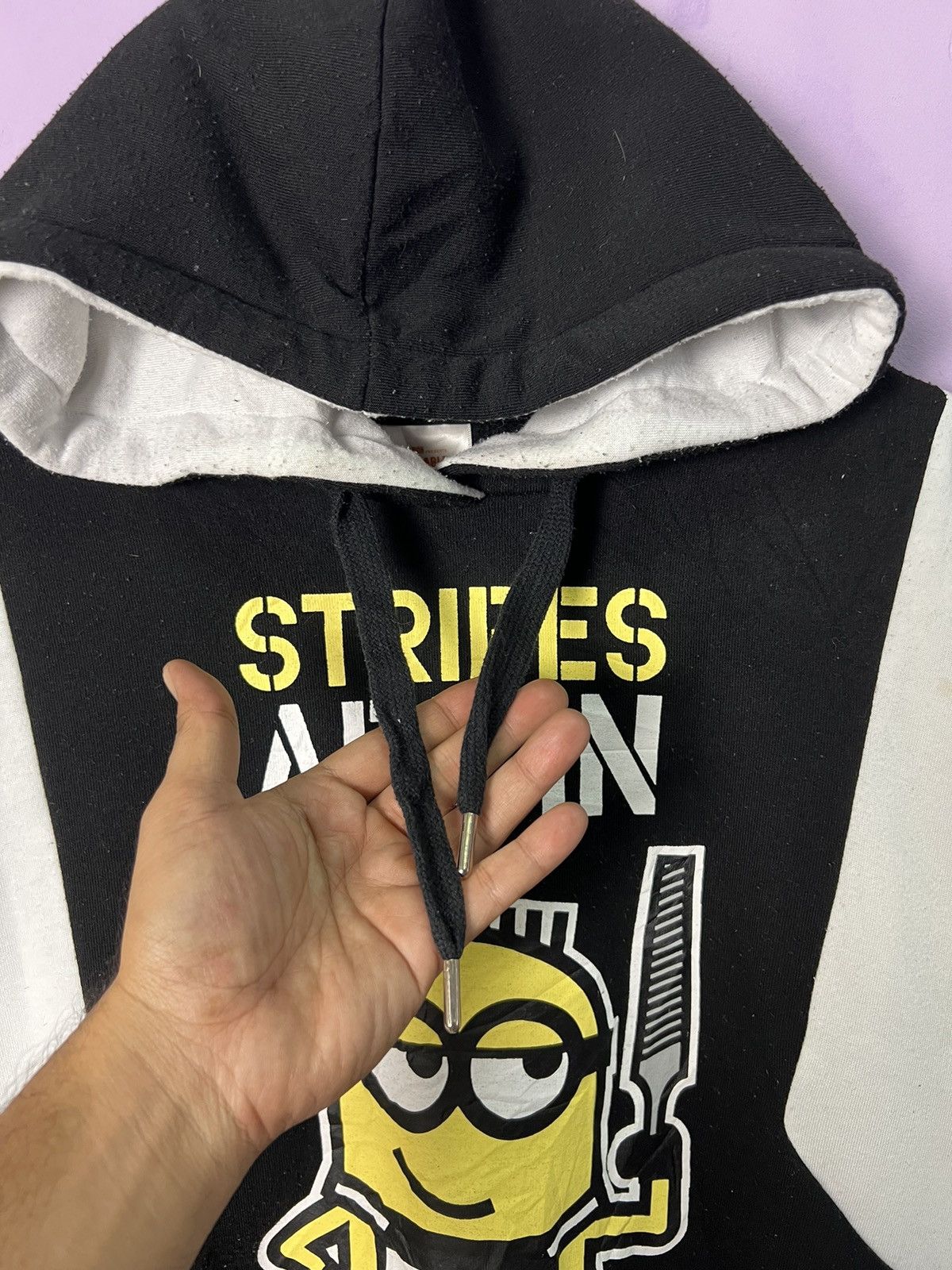 Cartoon Network 🔥Minion Despicable Me Hoodies Size US L / EU 52-54 / 3 - 7 Thumbnail