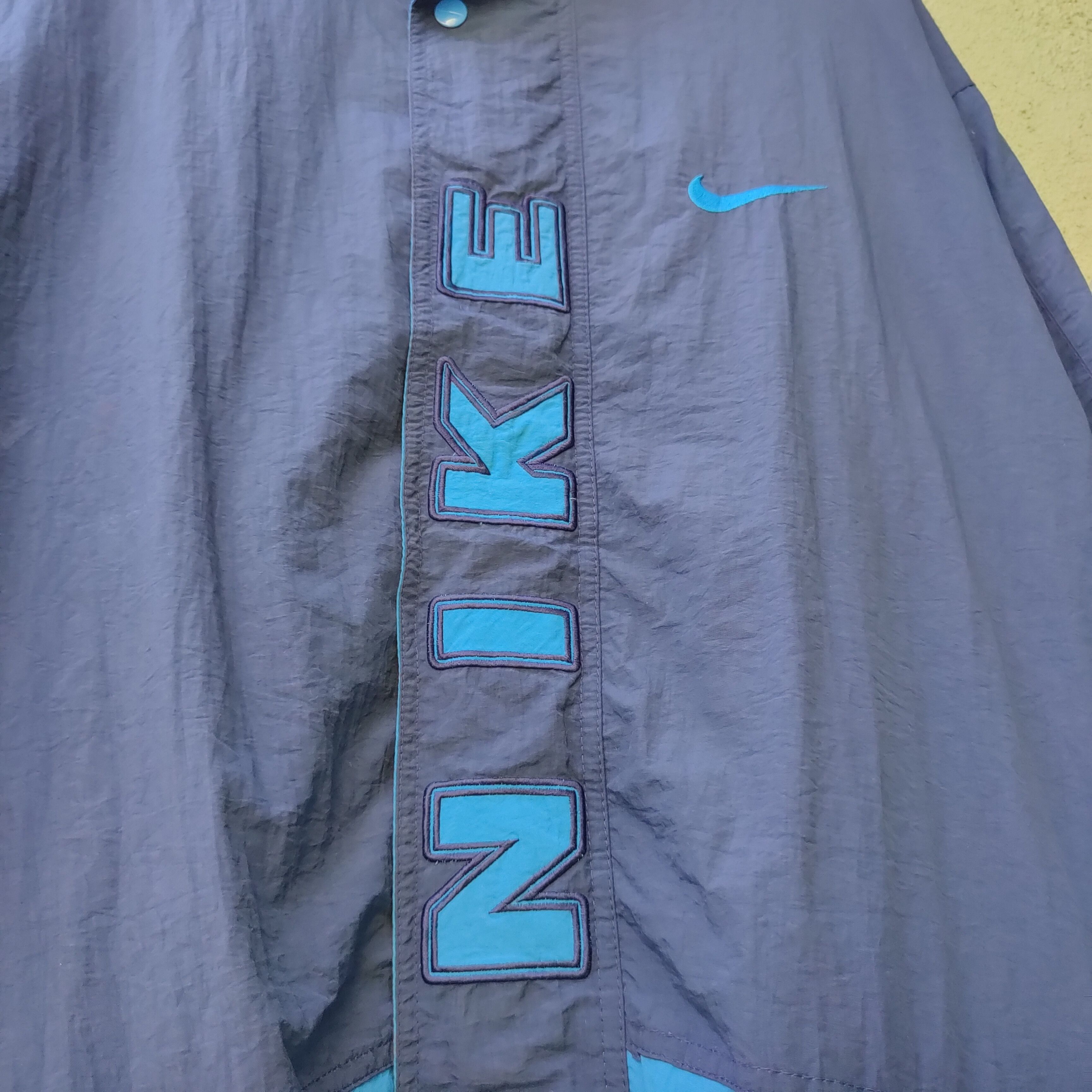 Nike Vintage Nike 90s Spell Out Logo Zipper Ups Jacket Size US XL / EU 56 / 4 - 4 Thumbnail