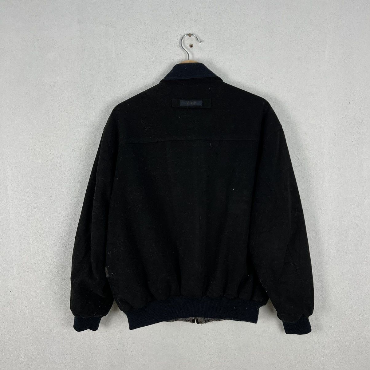 Japanese Brand VINTAGE VIP PLAY BOY COLLECTIONS ZIPPER JACKET VELVET Size US M / EU 48-50 / 2 - 7 Thumbnail