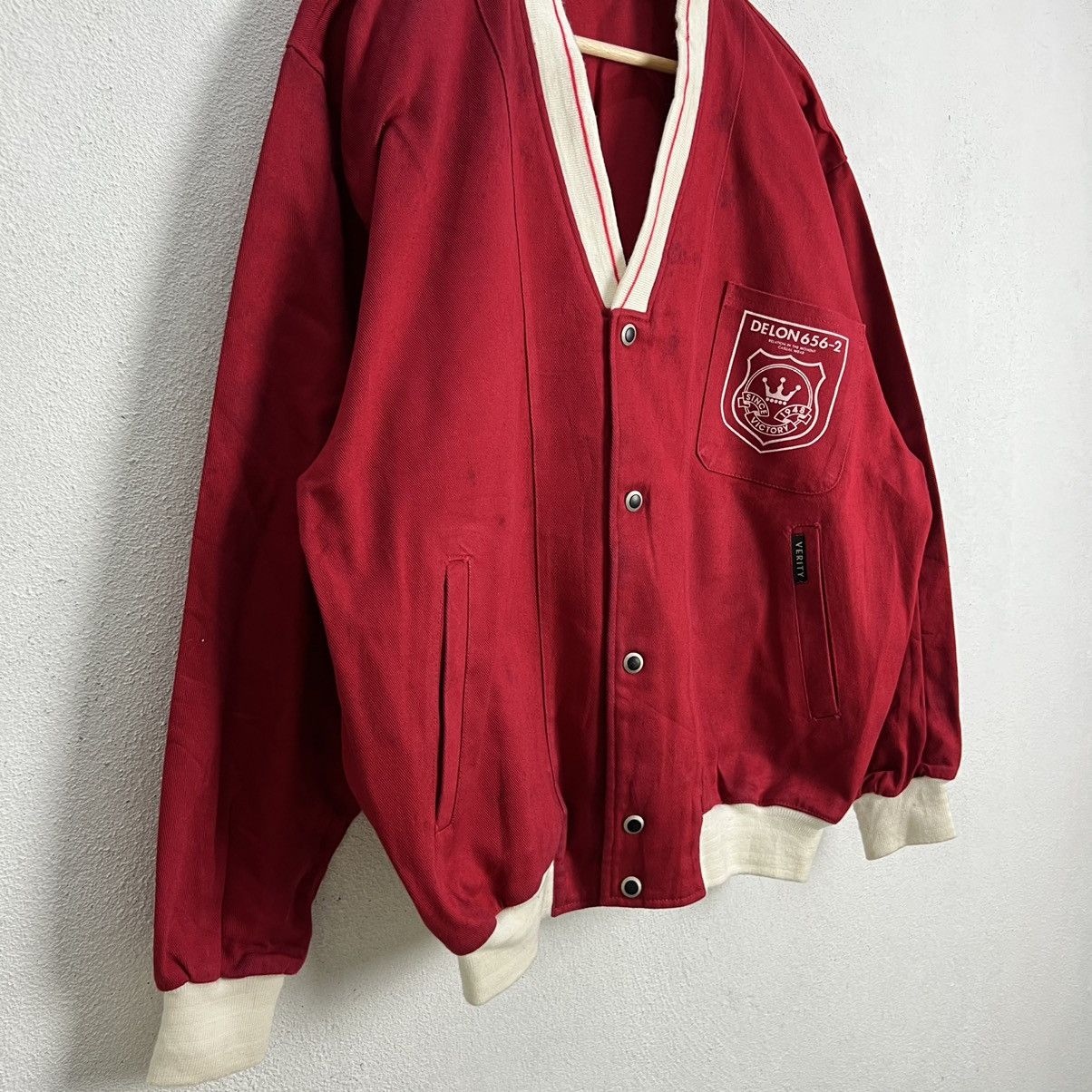 Japanese Brand VINTAGE VERITY CARDIGAN BIG LOGO Size US L / EU 52-54 / 3 - 5 Thumbnail