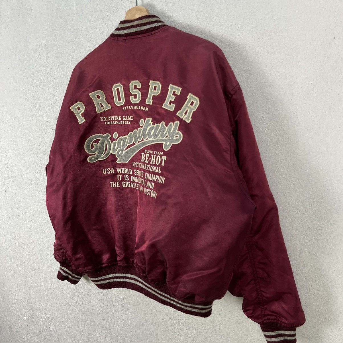 Japanese Brand PROSPER TITLEHOLDER EMBROIDERY BIG LOGO VARSITY BOMBER Size US L / EU 52-54 / 3 - 9 Thumbnail
