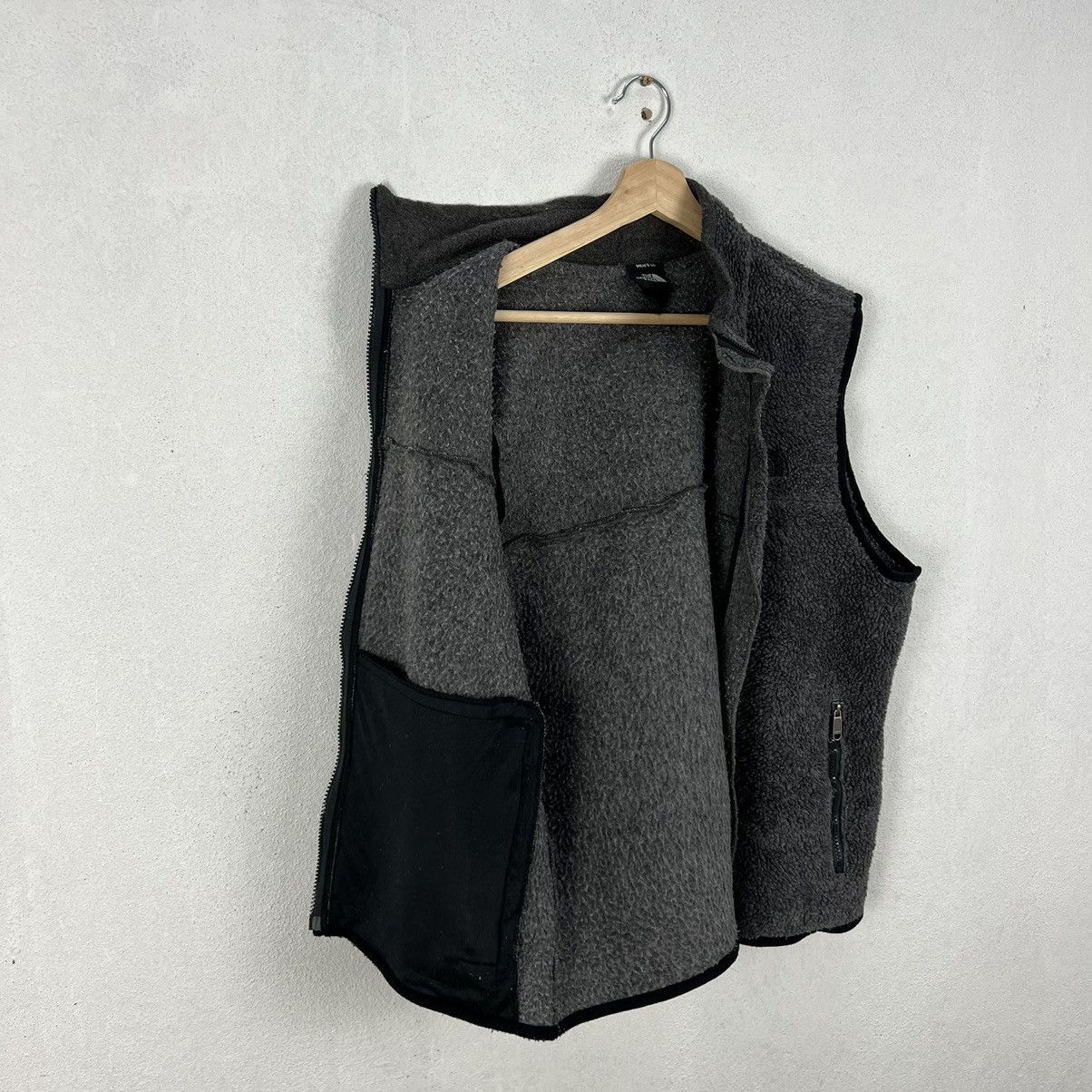 The North Face VINTAGE THE NORTH FACE FLEECE VEST Size US L / EU 52-54 / 3 - 11 Thumbnail