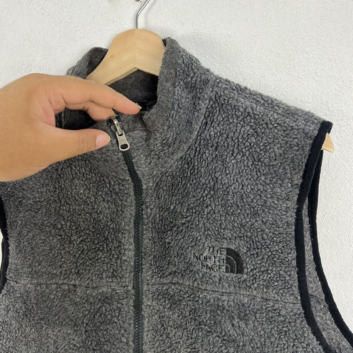 The North Face VINTAGE THE NORTH FACE FLEECE VEST Size US L / EU 52-54 / 3 - 6 Thumbnail