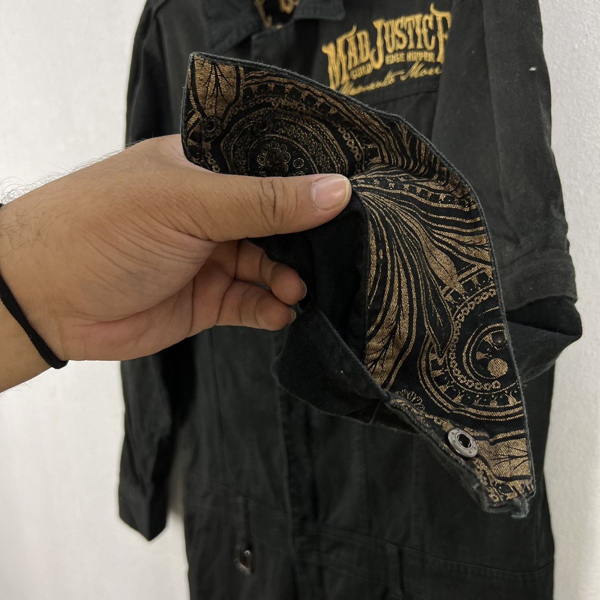 Japanese Brand OLD BLOOD RED SOUL INSPIRED SANTA CRUZ BIG LOGO Size US 38 / EU 54 - 13 Thumbnail