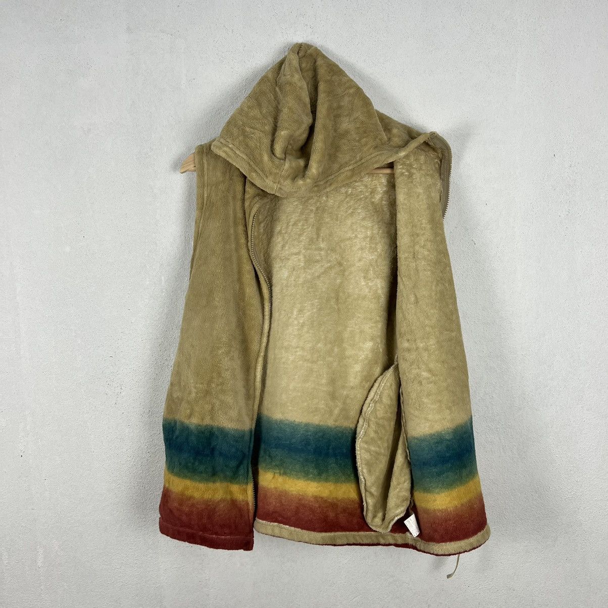 Japanese Brand FLEECE TANK TOP VEST ZELT FOR LIFE MULTI COLOUR TRITONE Size US M / EU 48-50 / 2 - 9 Thumbnail