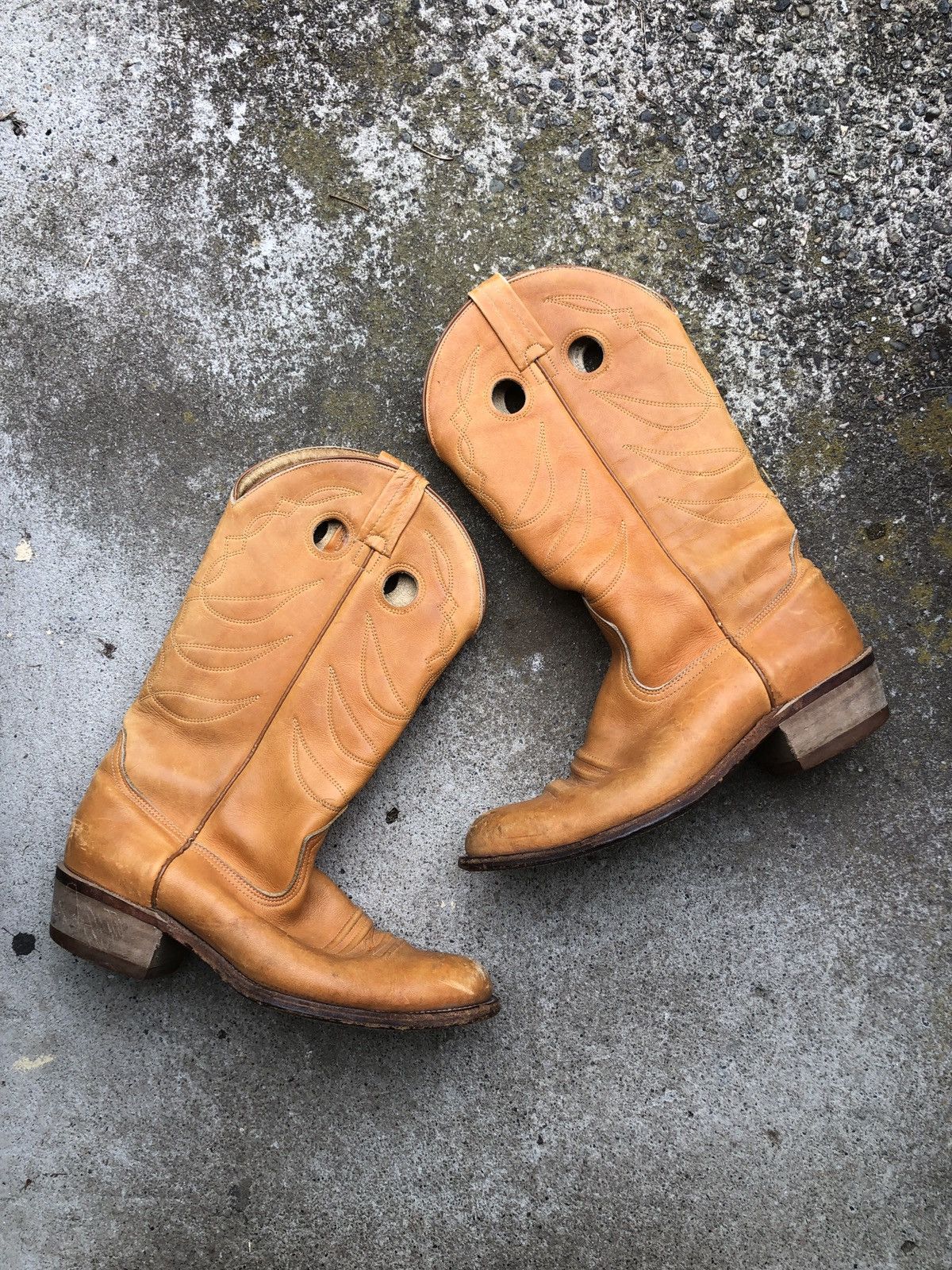 Vintage 70s ACME western leather cowboy boots