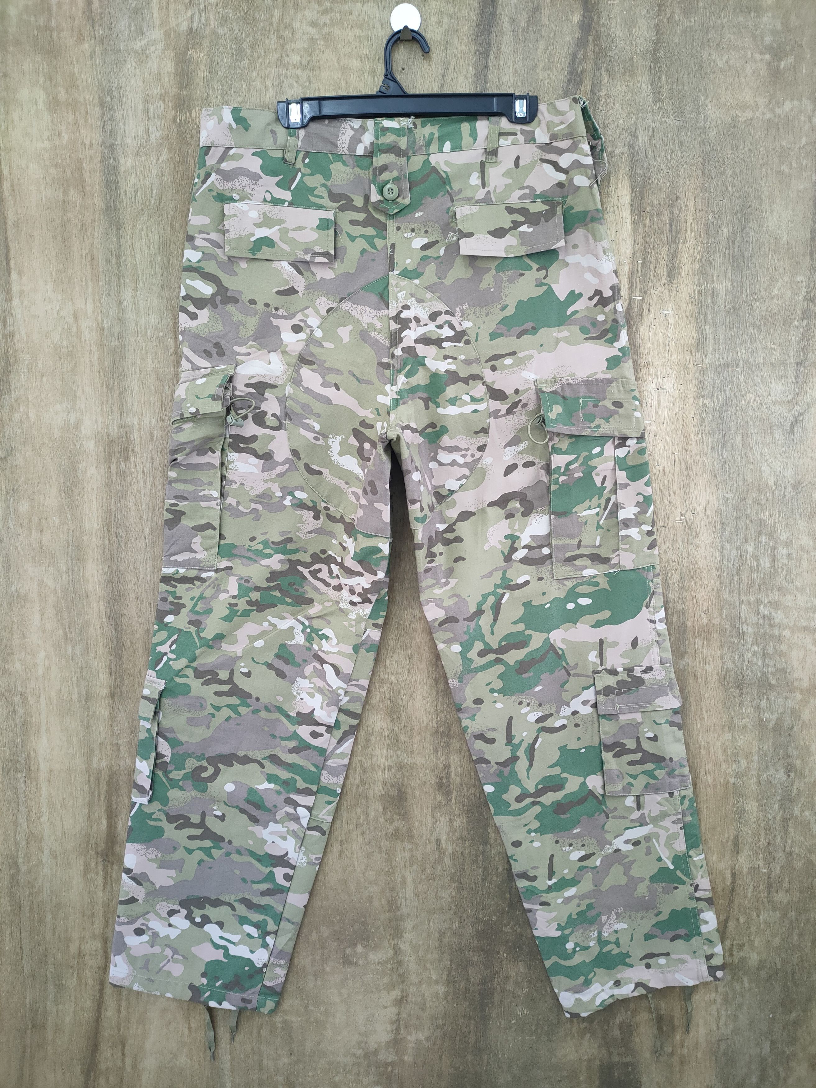 Other TROUSERS COMBAT ARMY UNIFORM CARGO PANTS Size US 36 / EU 52 - 8 Thumbnail