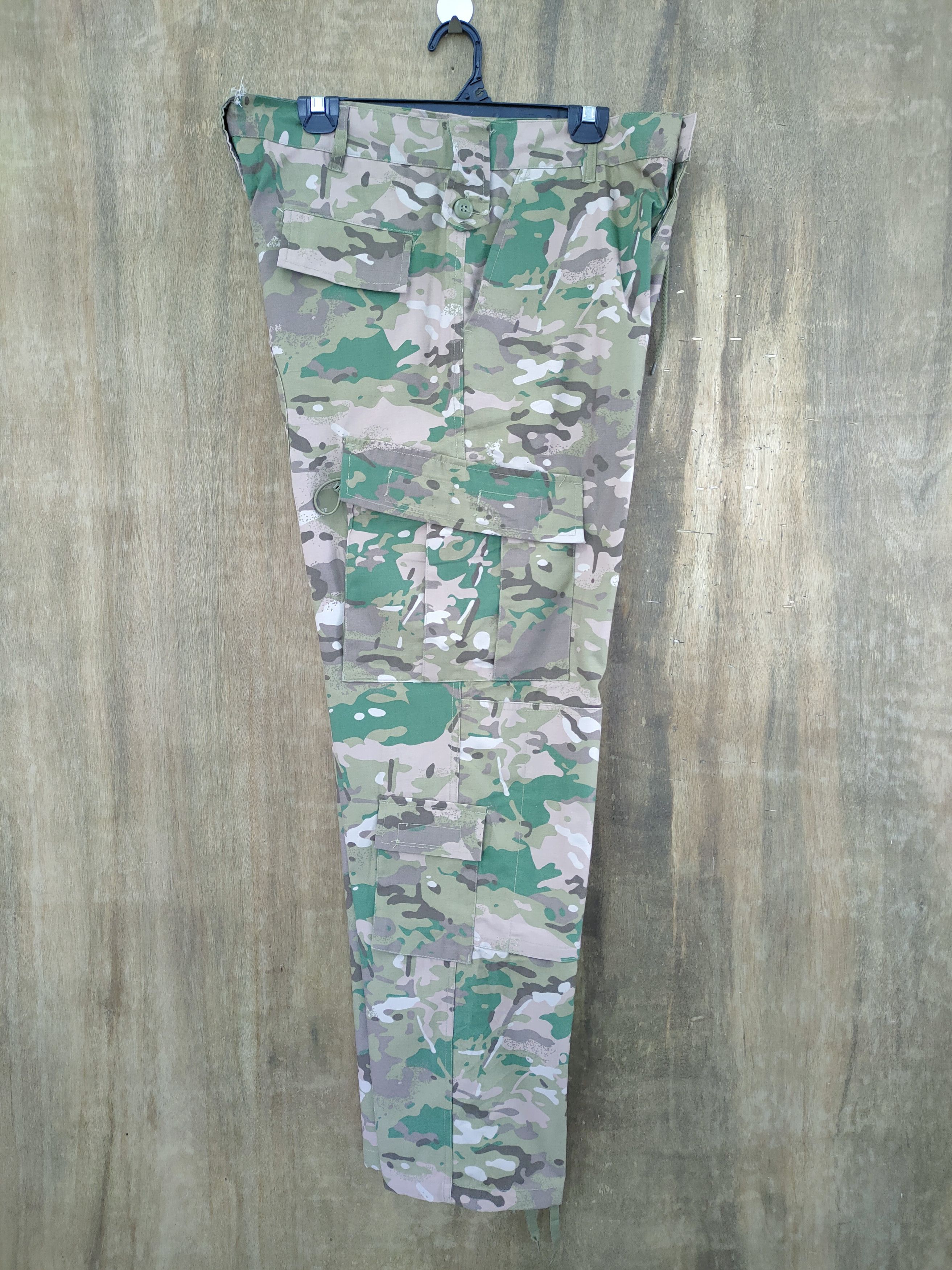 Other TROUSERS COMBAT ARMY UNIFORM CARGO PANTS Size US 36 / EU 52 - 1 Thumbnail
