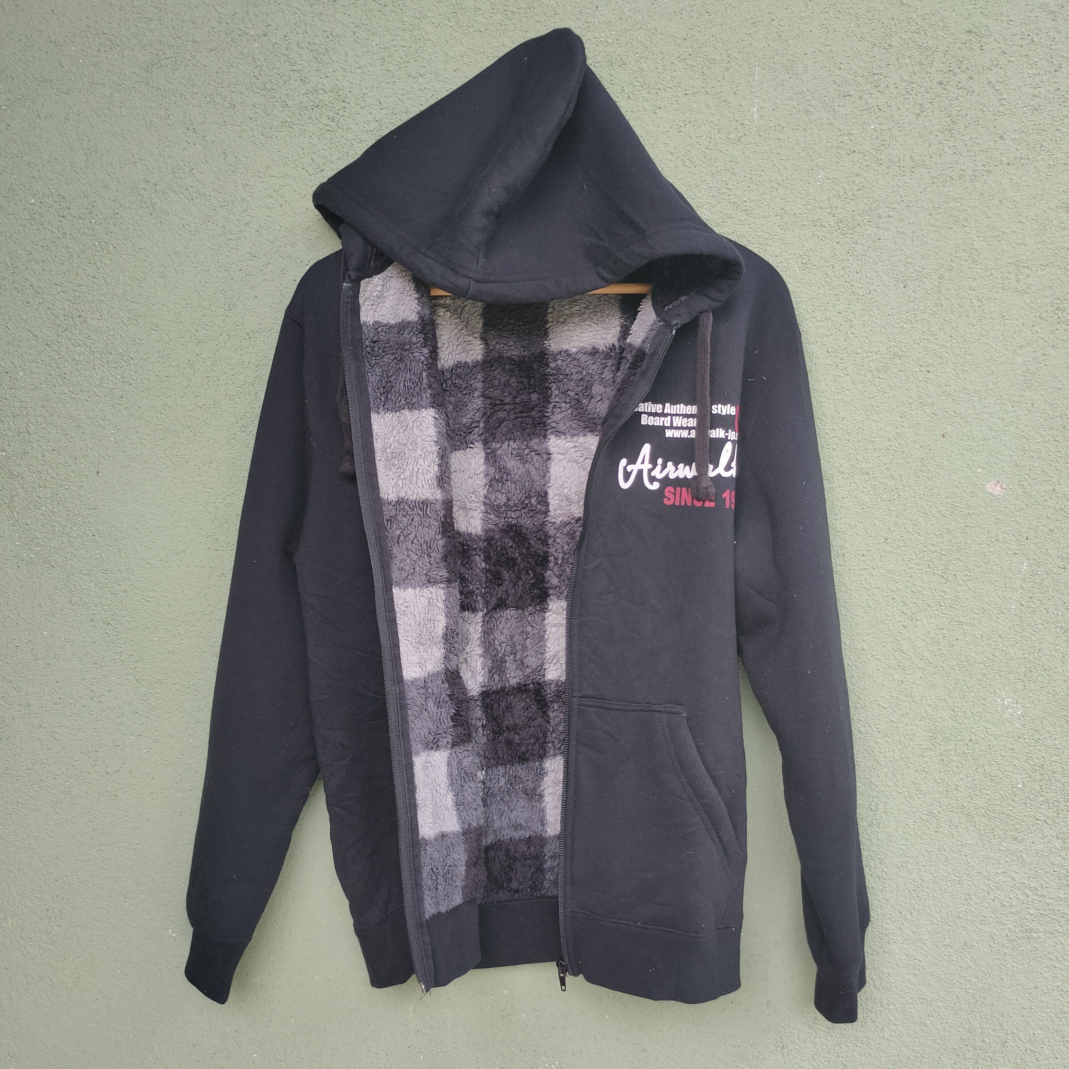 Airwalk Vtg Airwalk Sherpa Fleece Inside Zipper Ups Hoodie Sweater Size US M / EU 48-50 / 2 - 2 Thumbnail