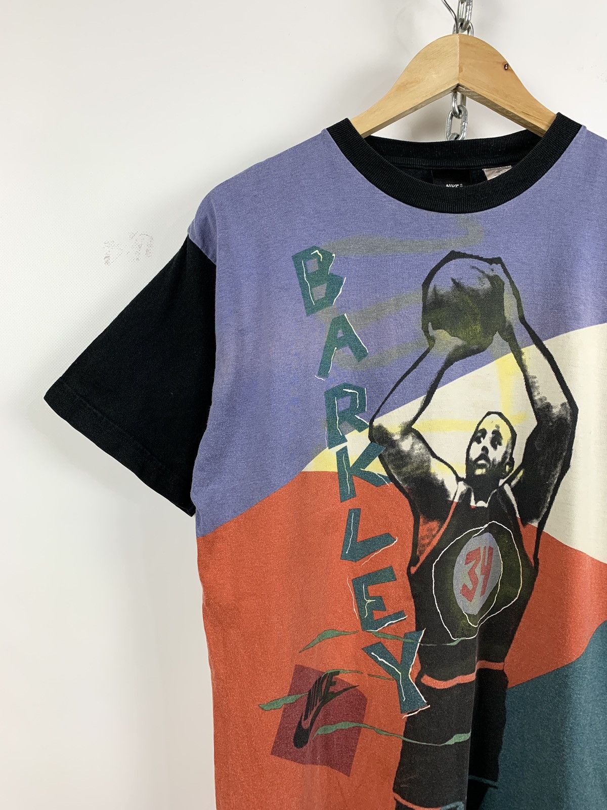 Nike 90s Vintage Nike Barkley Hoop Heroes 34 All Over Print Shirt Size US M / EU 48-50 / 2 - 3 Thumbnail