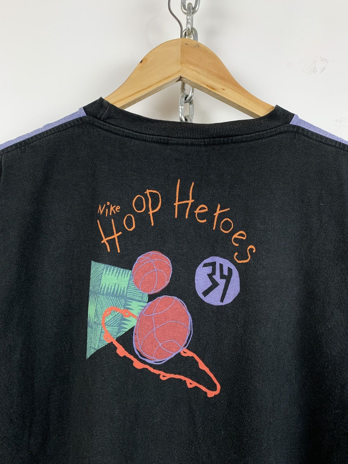 Nike 90s Vintage Nike Barkley Hoop Heroes 34 All Over Print Shirt Size US M / EU 48-50 / 2 - 9 Thumbnail