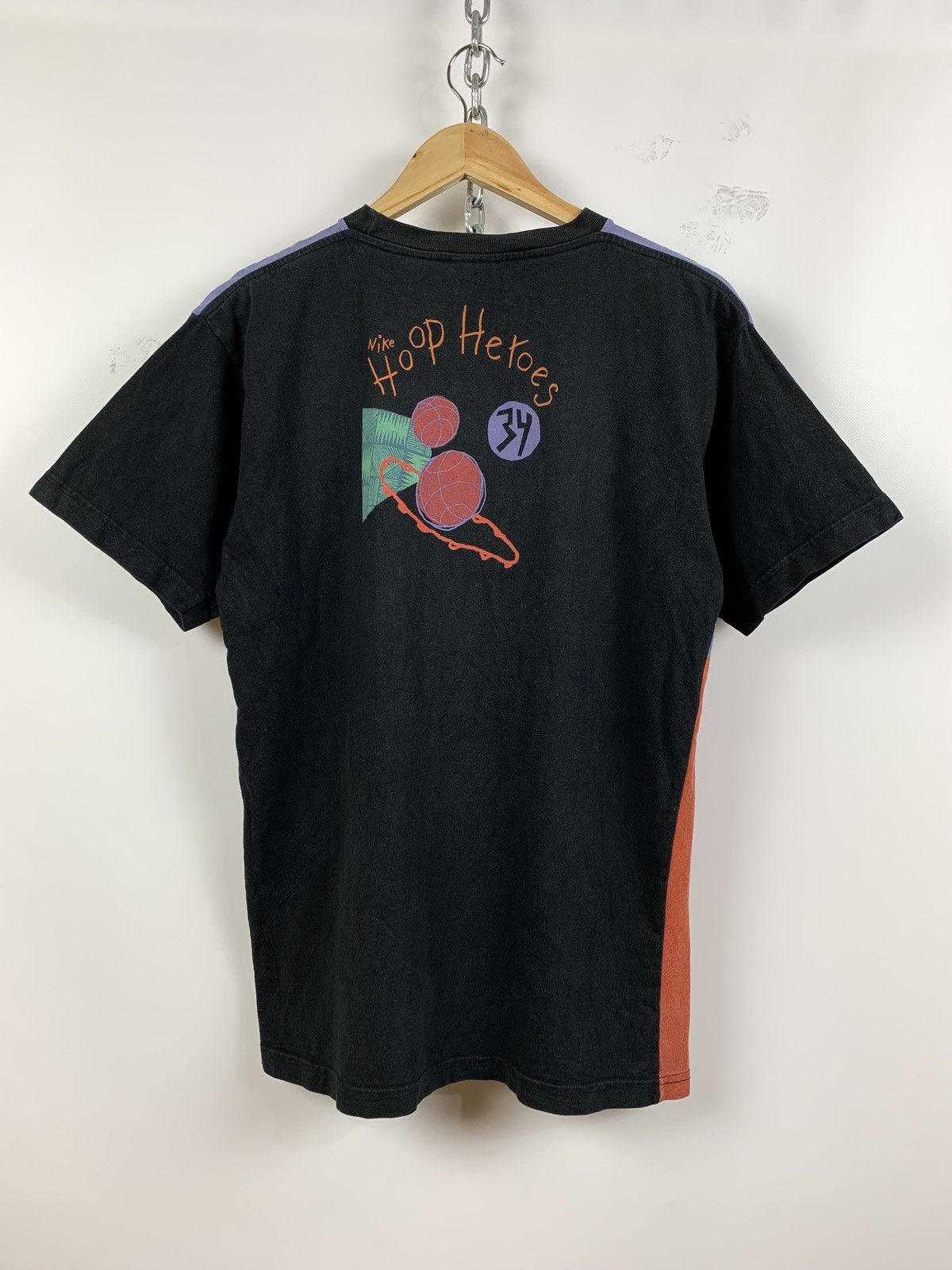 Nike 90s Vintage Nike Barkley Hoop Heroes 34 All Over Print Shirt Size US M / EU 48-50 / 2 - 2 Thumbnail
