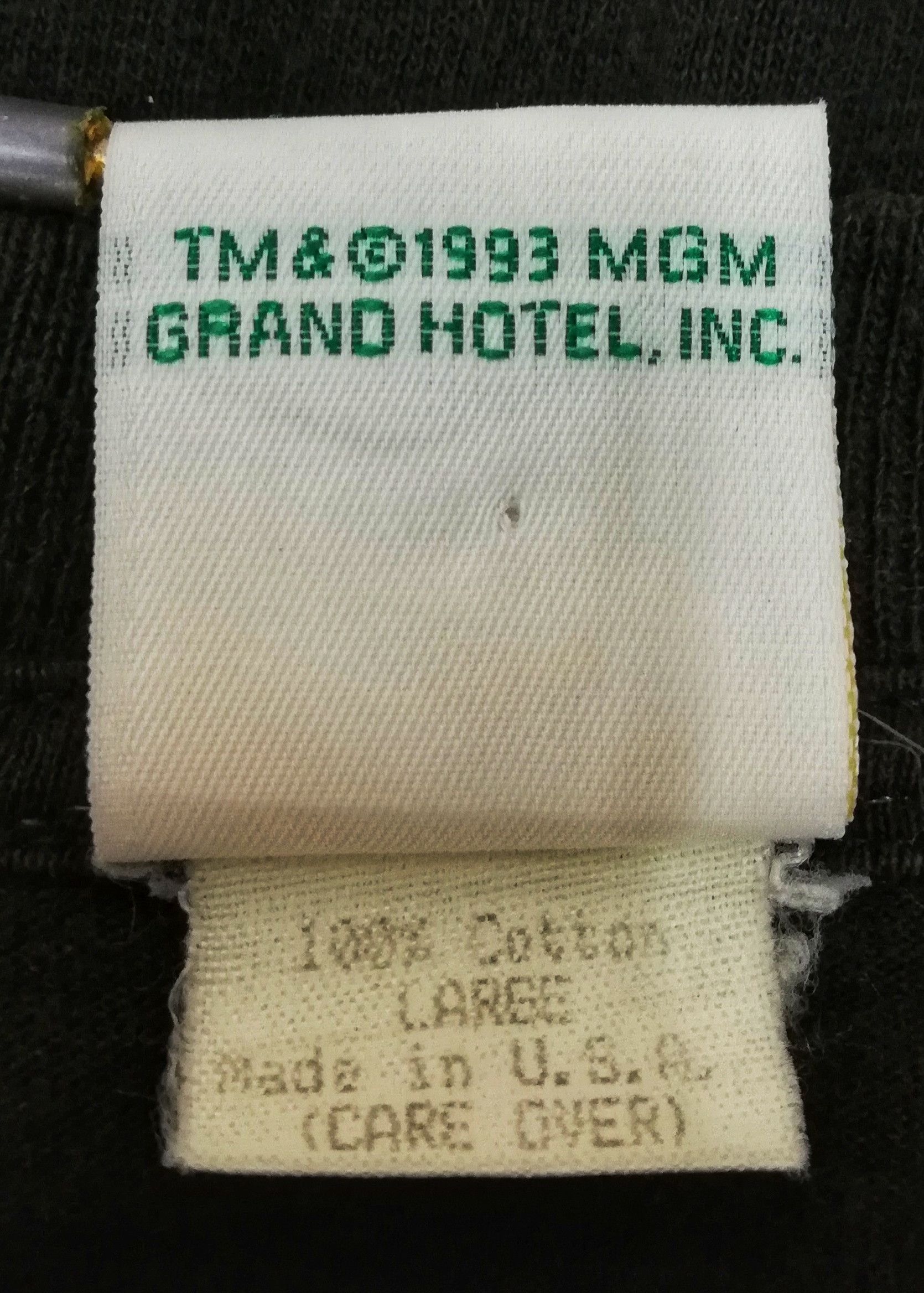 Vintage 🔥Vintage TM SS 1993 MGM Grand Hotel, Inc. Las Vegas Shirt Size US XL / EU 56 / 4 - 10 Thumbnail