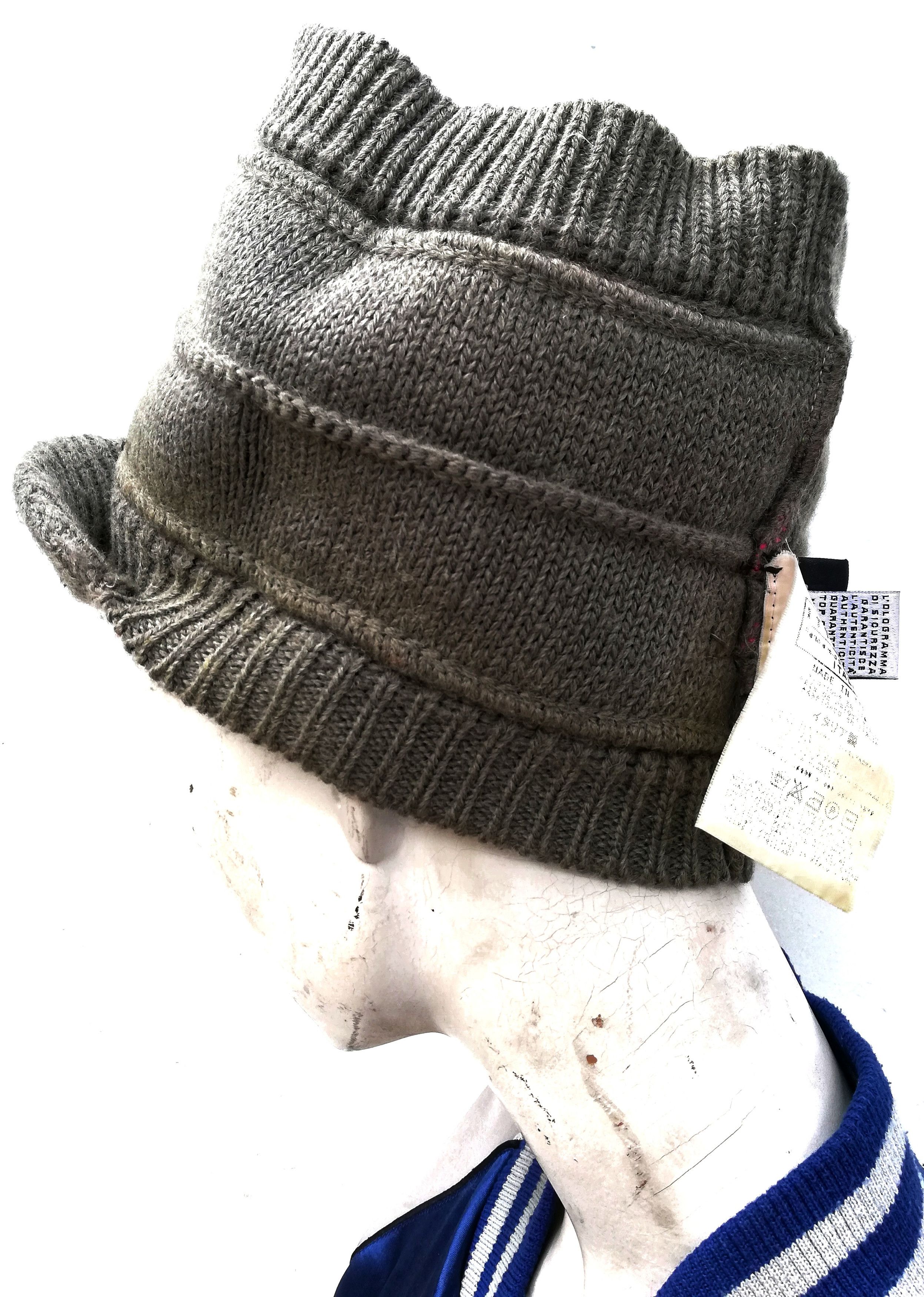 Dolce & Gabbana 🔥Very Rare!!! Dolce & Gabbana Knitwear Beanie Hat🔥 Size ONE SIZE - 11 Thumbnail