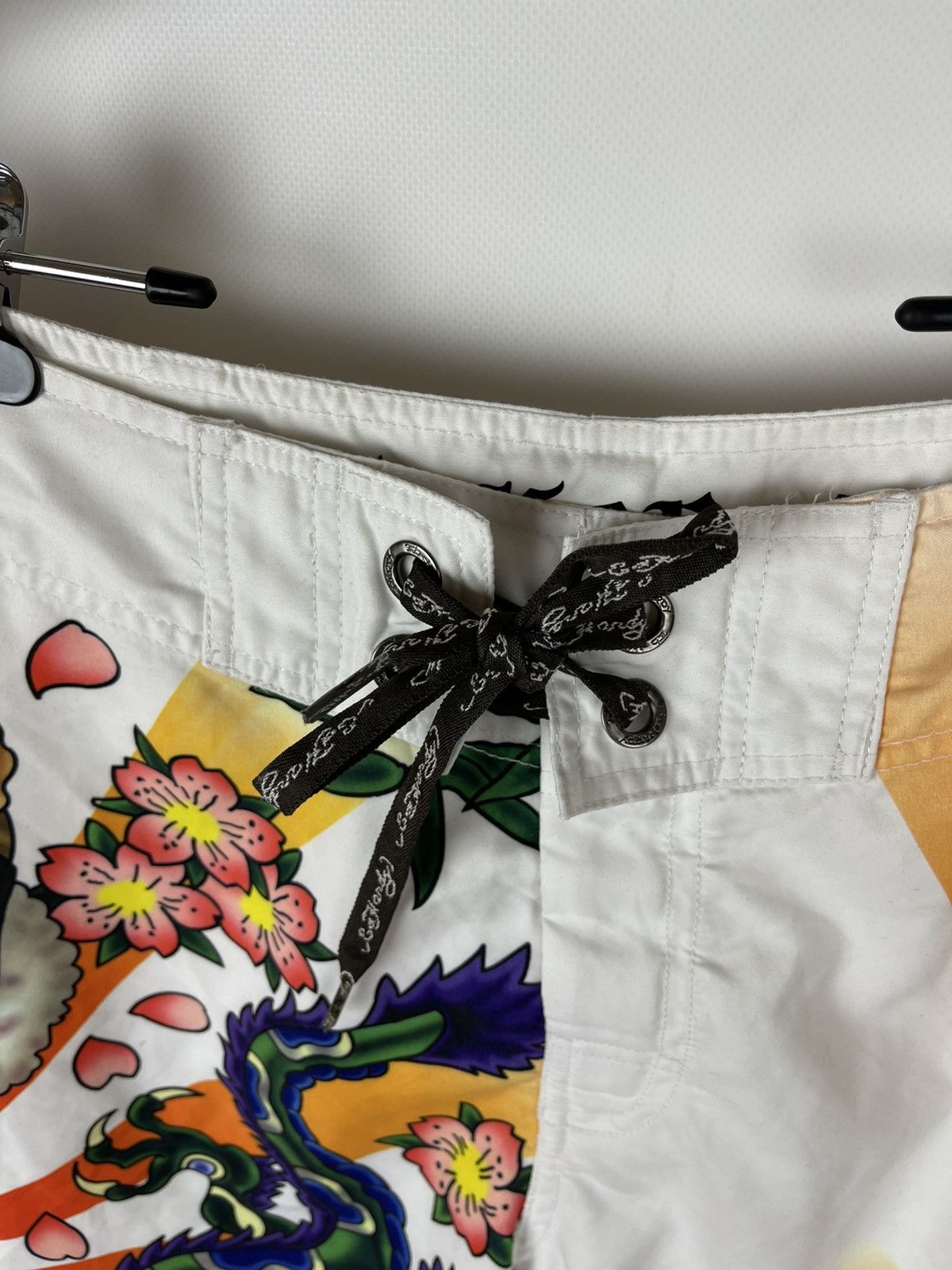 Christian Audigier Ed Hardy by Christian Audigier printed skull geisha biglogo Size US 32 / EU 48 - 6 Thumbnail