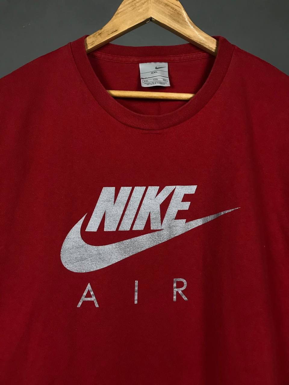 Nike Nike Air swoosh streetwear vintage center logo tee Size US XXL / EU 58 / 5 - 3 Thumbnail