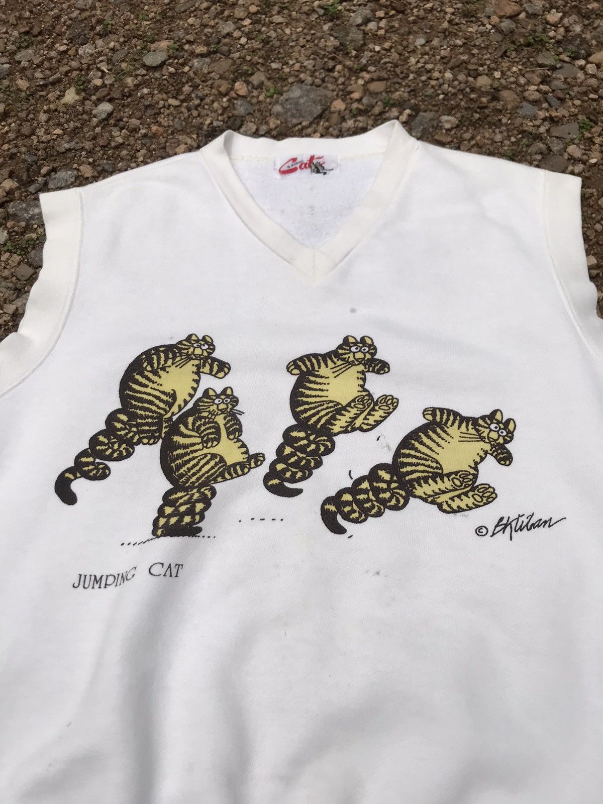 Other × Vintage Vintage 90’s Bkaliban Jumping Cats Jumper Sleeveless Size US S / EU 44-46 / 1 - 4 Thumbnail