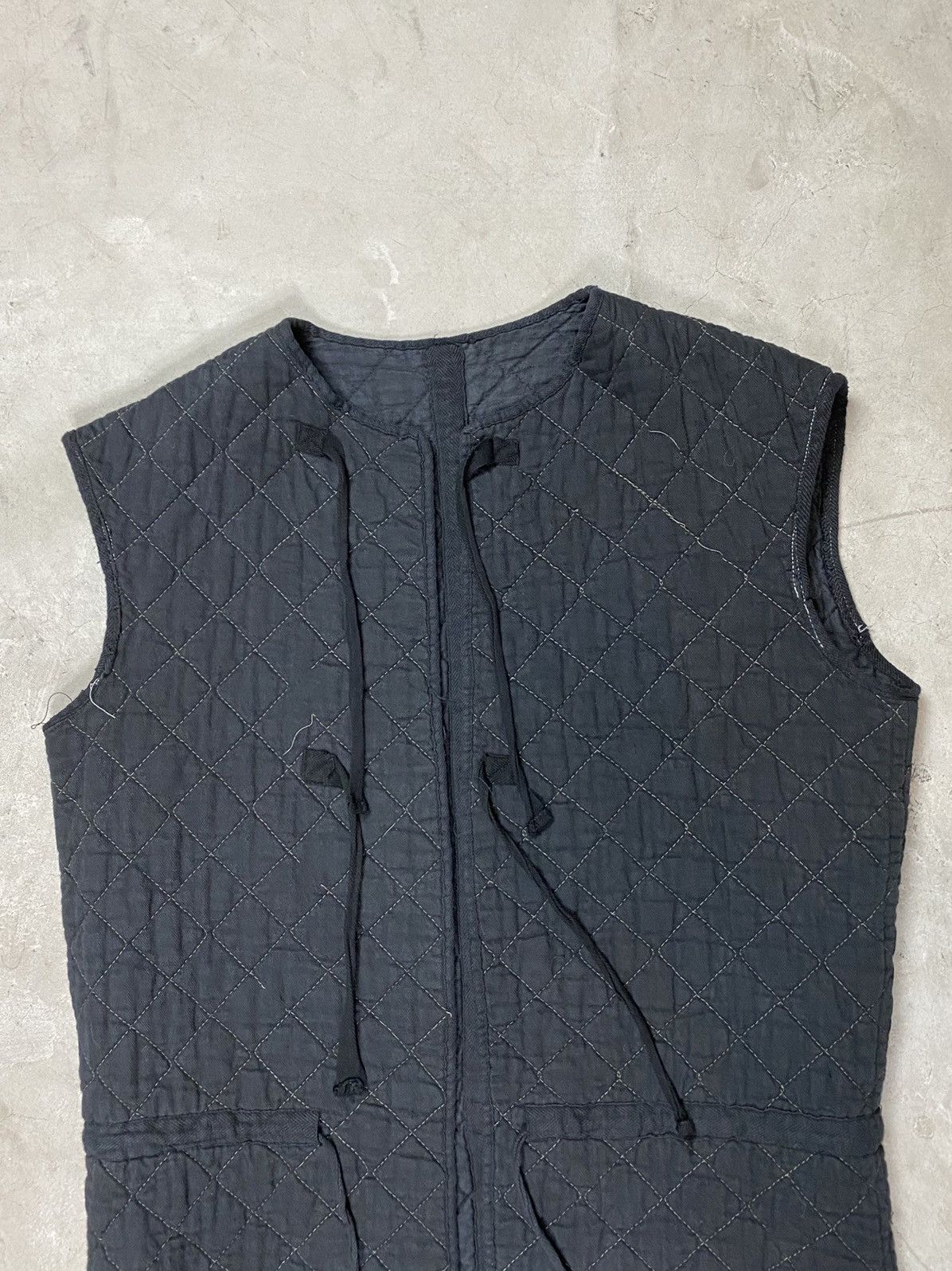 Vintage Vintage Swedish Military Quilted Liner Vest Size US M / EU 48-50 / 2 - 3 Thumbnail