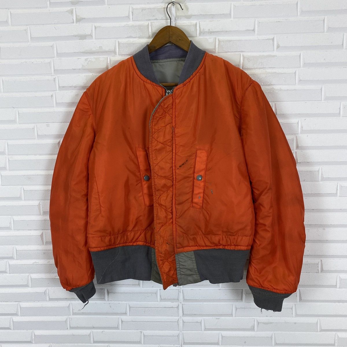 Alpha Industries 🔥LAST PRICE🔥 Alpha USAF Type MA-1 Reversible Bomber Jacket Size US M / EU 48-50 / 2 - 13 Thumbnail