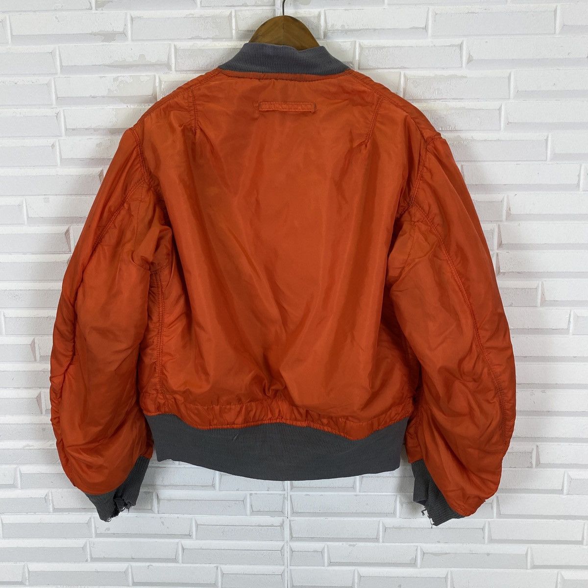 Alpha Industries 🔥LAST PRICE🔥 Alpha USAF Type MA-1 Reversible Bomber Jacket Size US M / EU 48-50 / 2 - 21 Thumbnail
