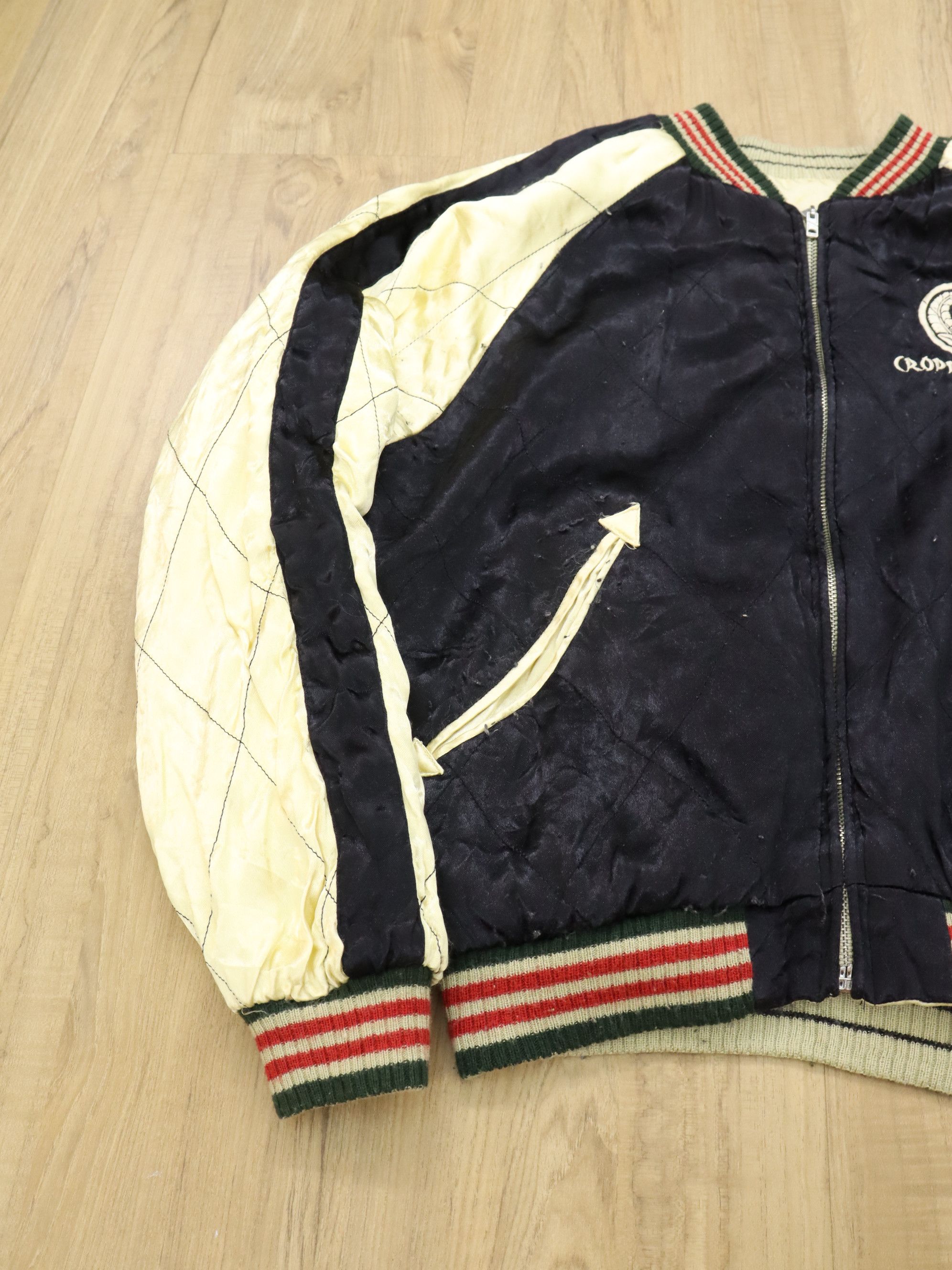 Japanese Brand VTG. TIGER NAGOYA CROPPED HEADS RAYON REVERSIBLE SUKAJAN Size US S / EU 44-46 / 1 - 19 Thumbnail