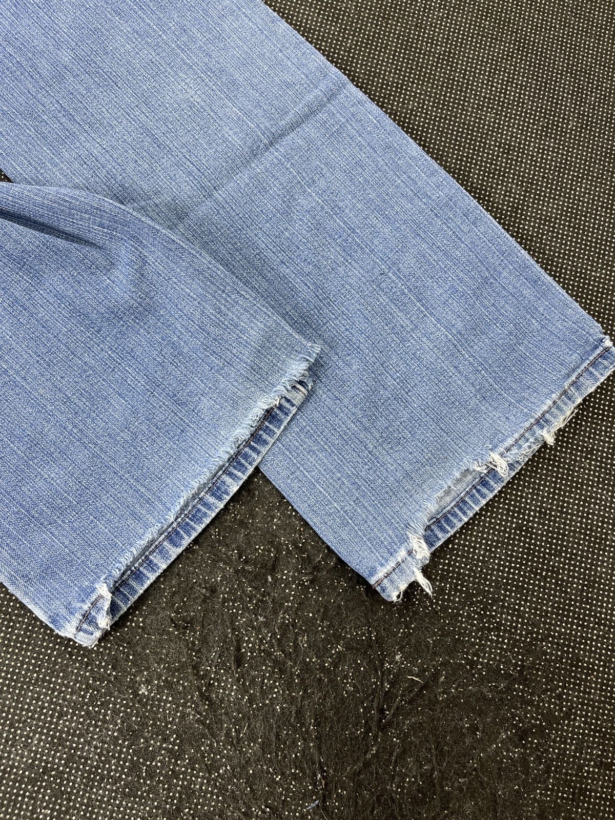 Levi's Vintage Faded levis 515 Flare Jeans - JP092 Size 31" - 9 Thumbnail