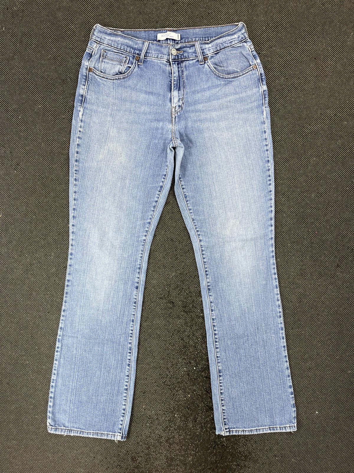 Levi's Vintage Faded levis 515 Flare Jeans - JP092 Size 31" - 1 Thumbnail