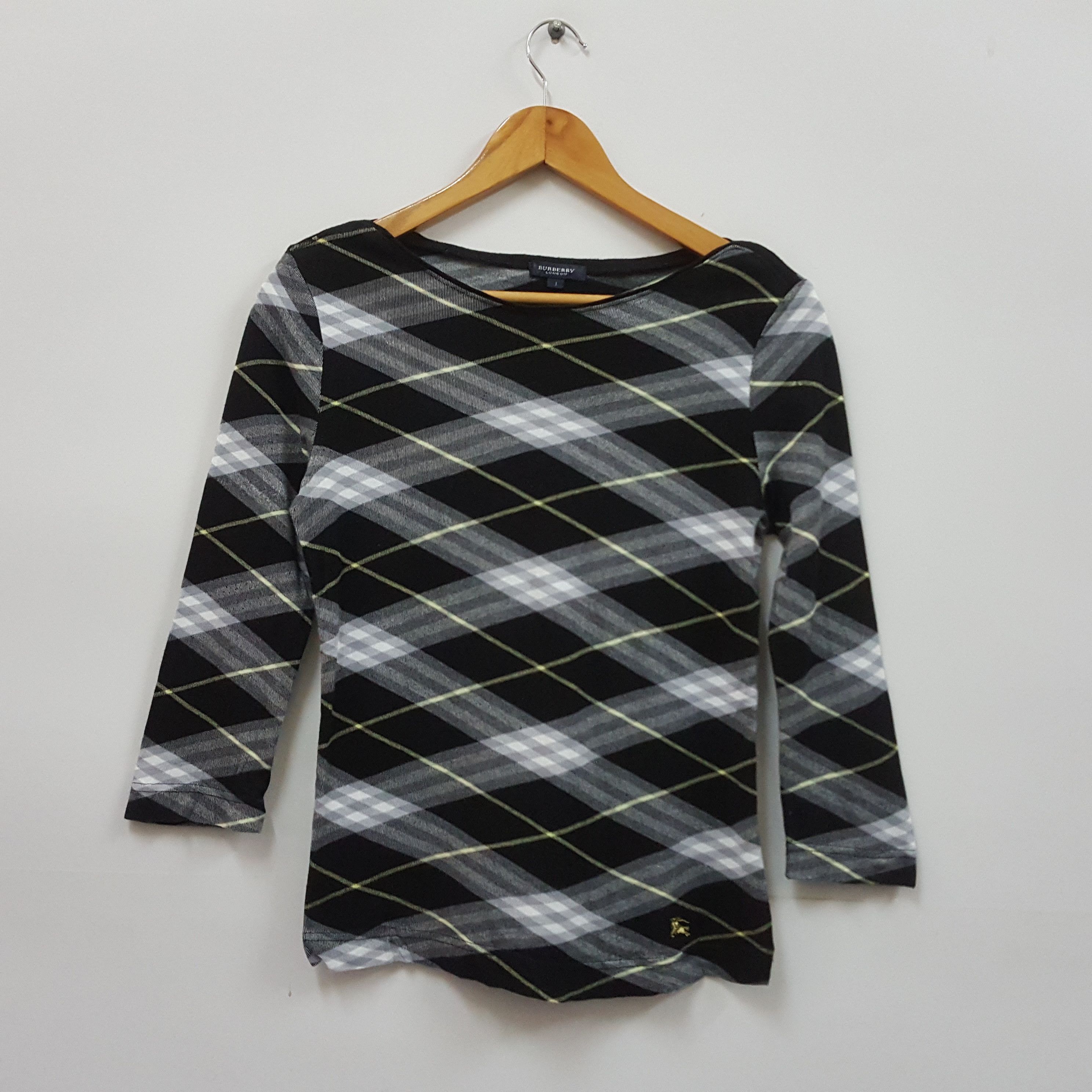 Burberry × Vintage Vintage Burberrys Nova Check small logo t-shirt for women's Size ONE SIZE - 1 Thumbnail