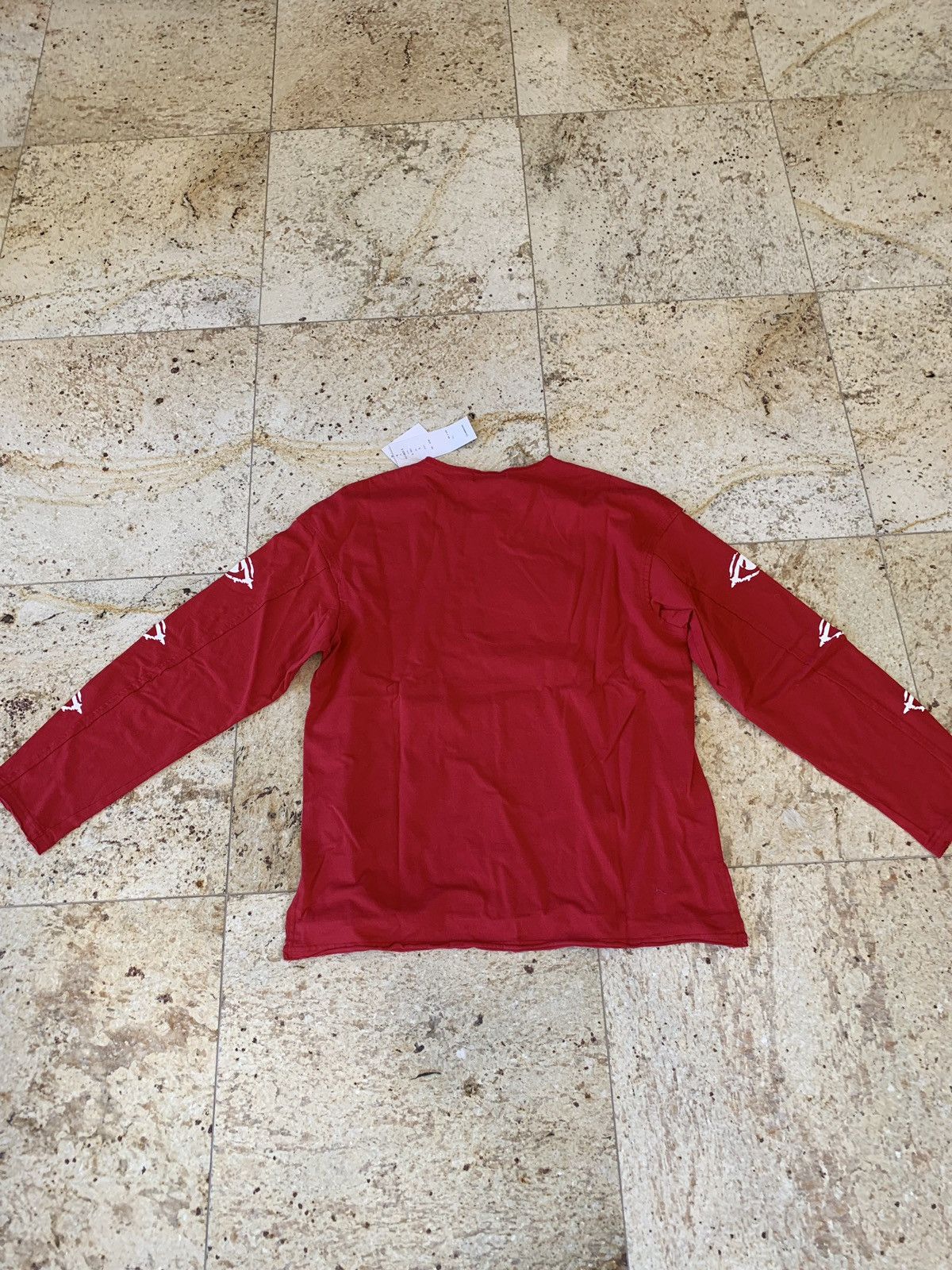 John Undercover Indispensables LS Tee in Red Size US L / EU 52-54 / 3 - 15 Thumbnail