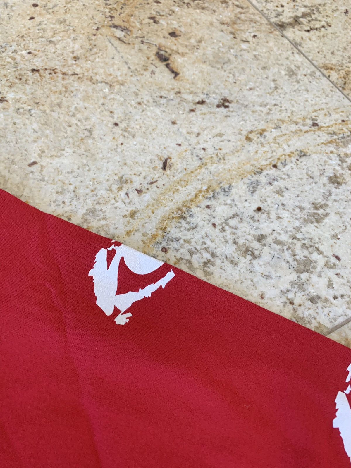John Undercover Indispensables LS Tee in Red Size US L / EU 52-54 / 3 - 13 Thumbnail