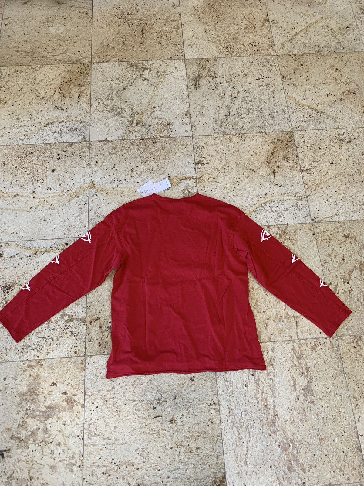 John Undercover Indispensables LS Tee in Red Size US L / EU 52-54 / 3 - 14 Thumbnail