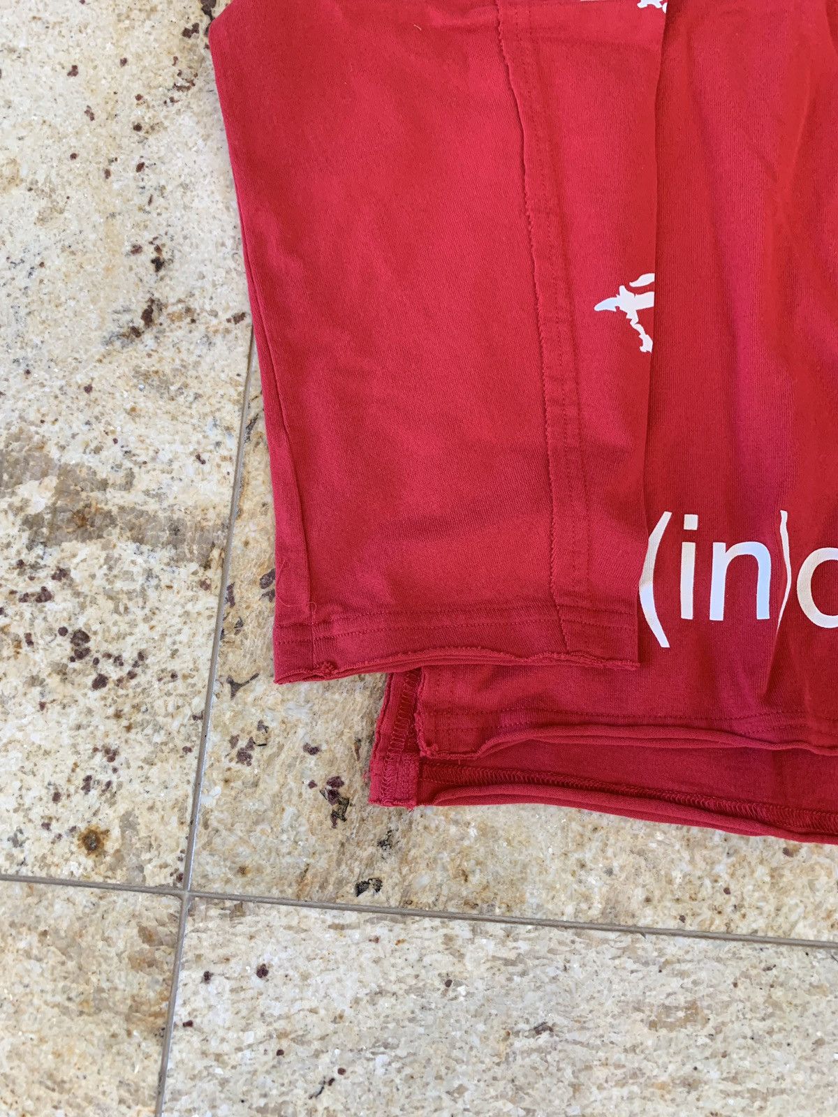 John Undercover Indispensables LS Tee in Red Size US L / EU 52-54 / 3 - 4 Thumbnail
