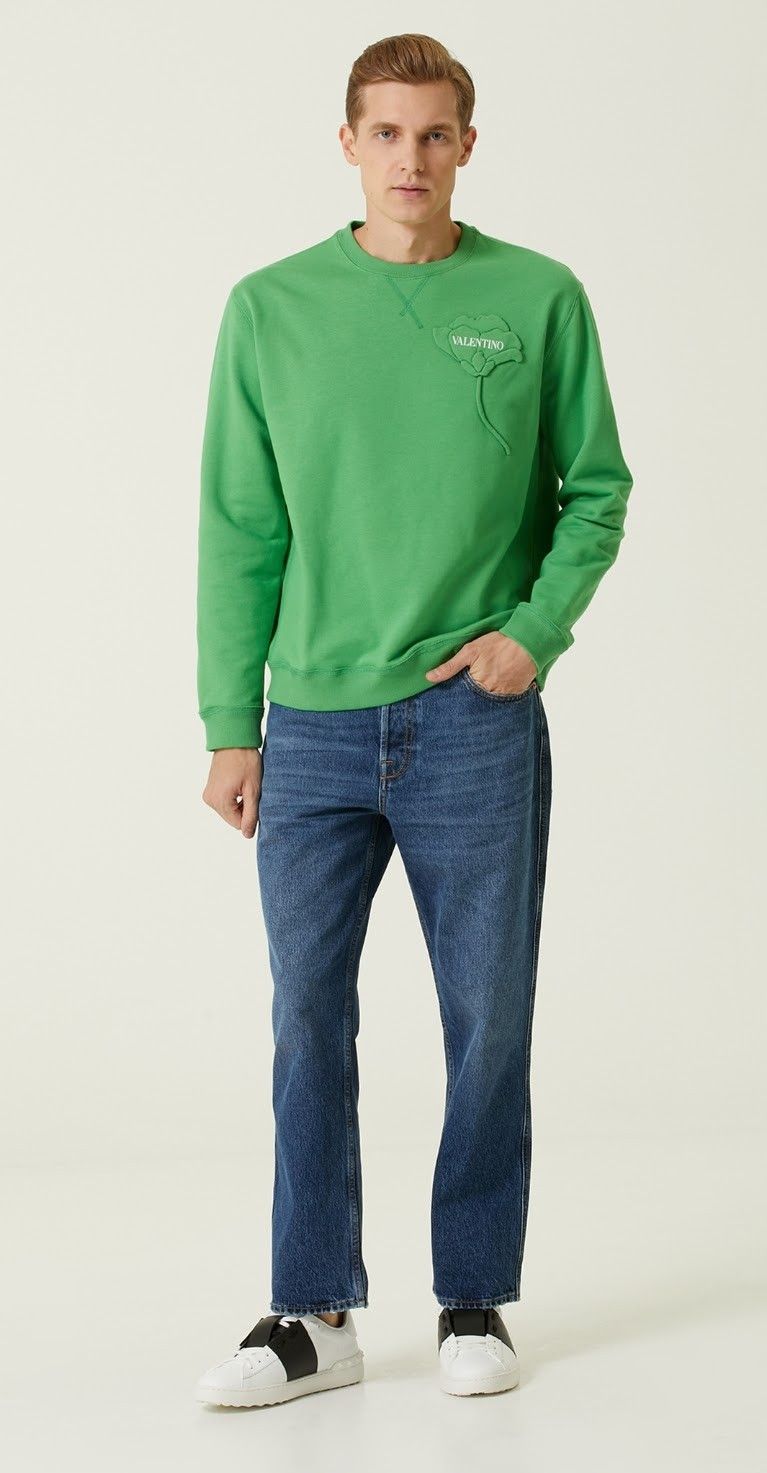 Valentino $1390 VALENTINO green logo flower patch sweatshirt Medium Size US M / EU 48-50 / 2 - 3 Thumbnail