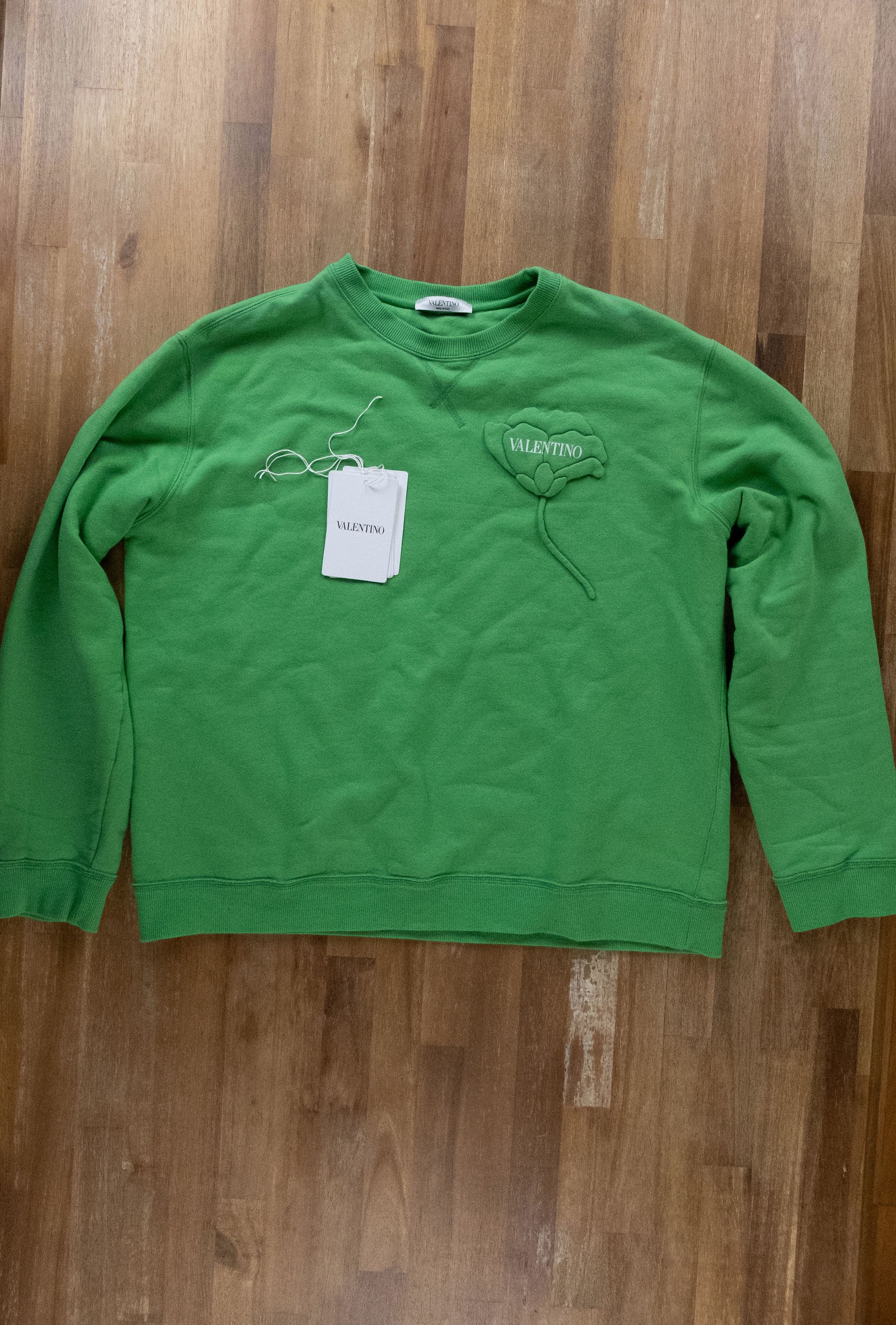 Valentino $1390 VALENTINO green logo flower patch sweatshirt Medium Size US M / EU 48-50 / 2 - 5 Thumbnail
