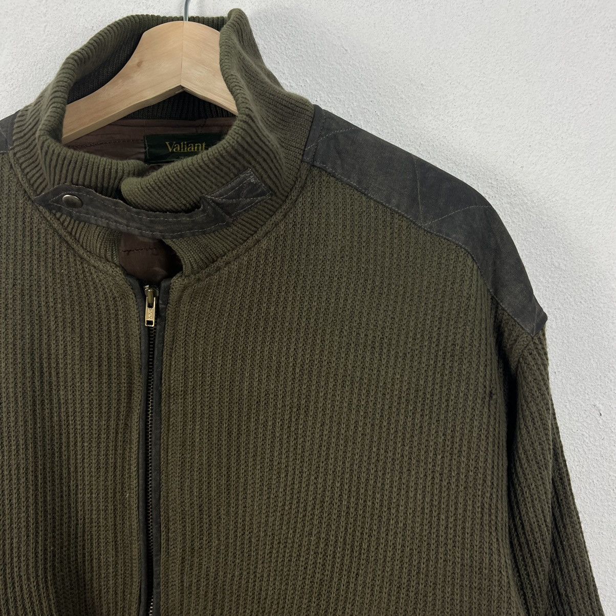 Japanese Brand VINTAGE VALIANT BOMBER JACKET DESIGN MULTI POCKET CARGO Size US L / EU 52-54 / 3 - 5 Thumbnail